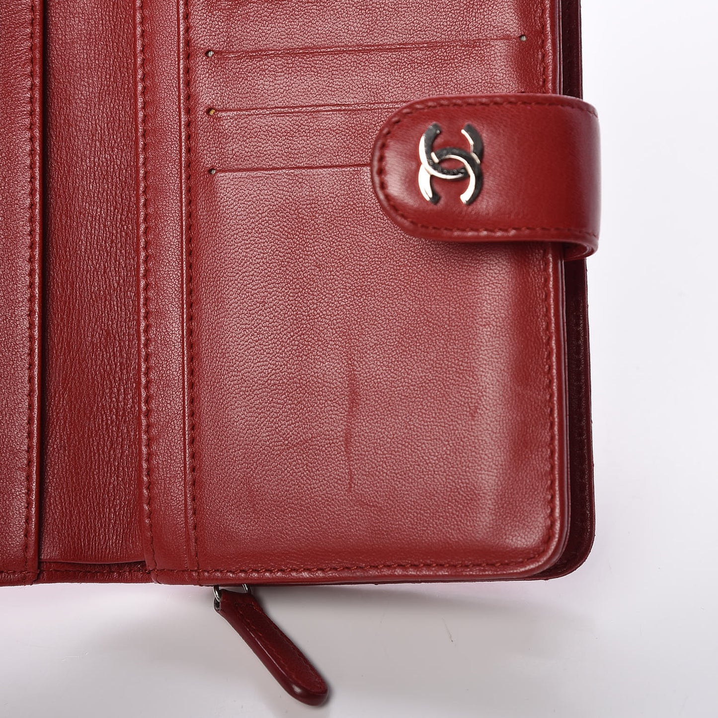 Lambskin Quilted Zipped Pocket Wallet Red