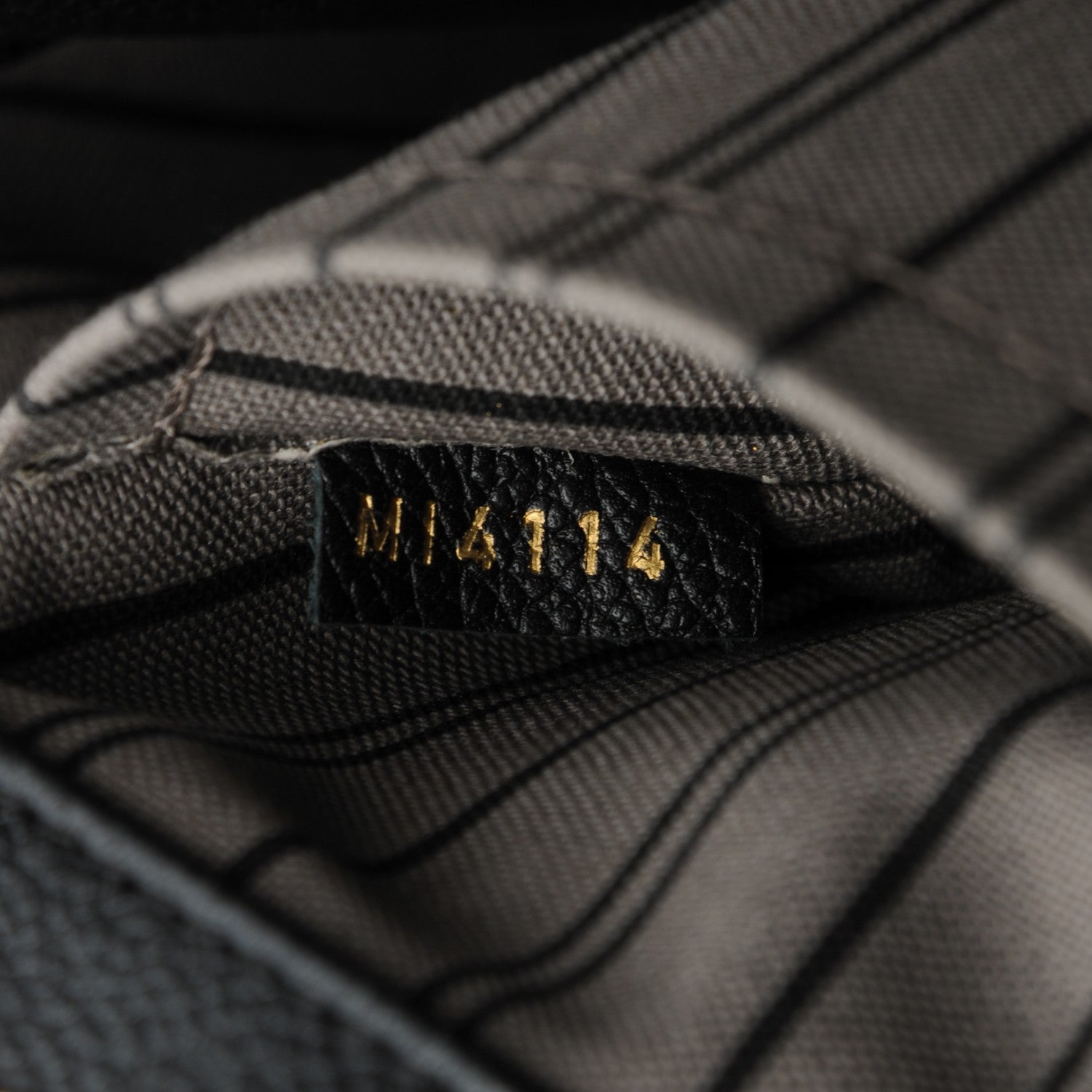 Louis Vuitton Empreinte Montaigne MM Black 7 of 7