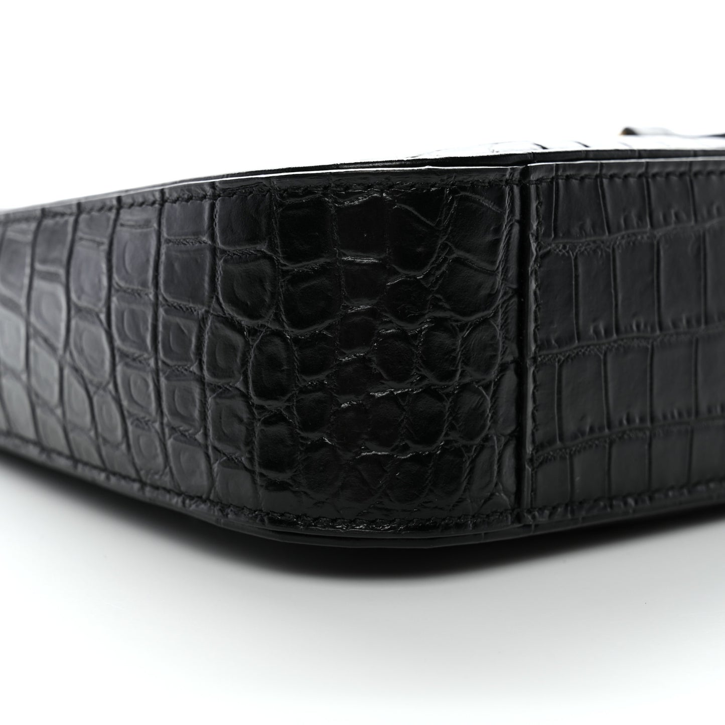 Calfskin Crocodile Embossed LE 5 A 7 Hobo Black