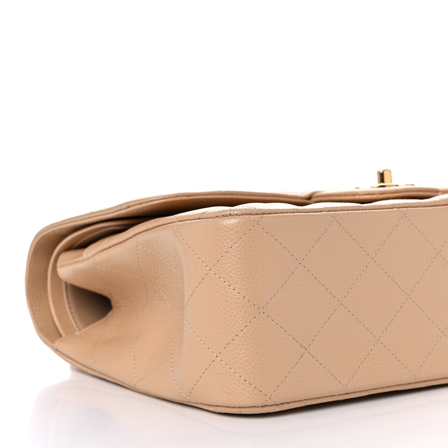 Caviar Quilted Jumbo Double Flap Beige Clair