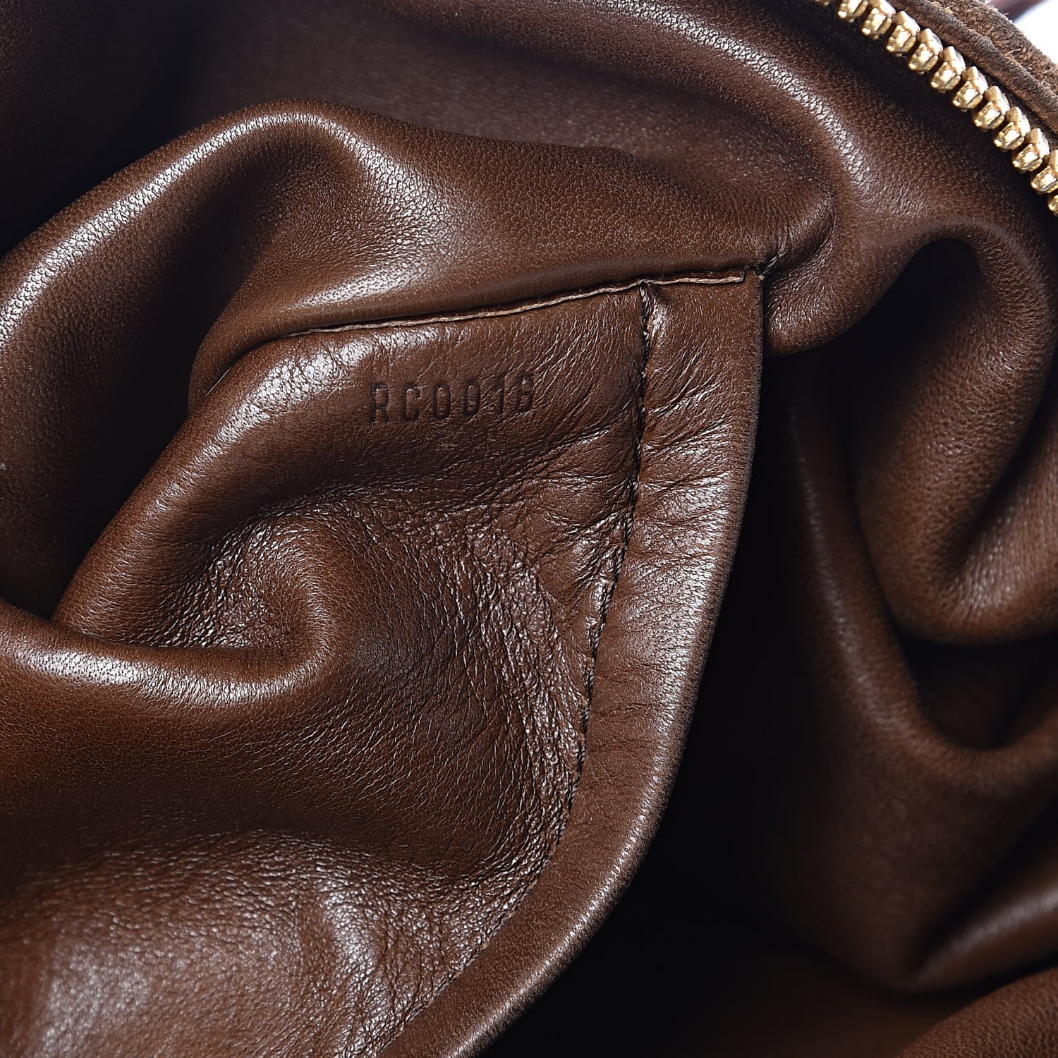 Louis Vuitton Suede Mahina Fleurs Onatah GM Cacao 7 of 16