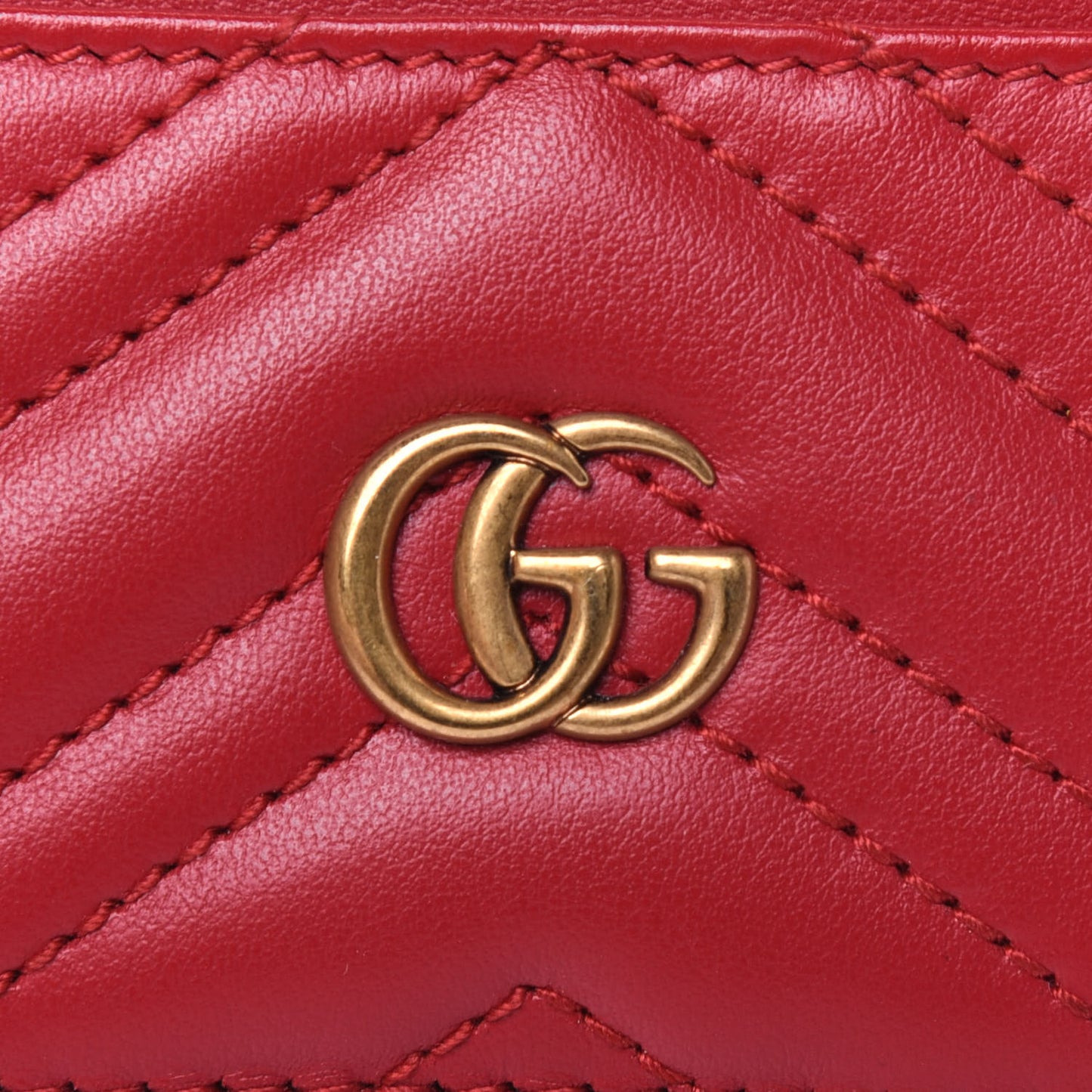 Calfskin Matelasse GG Marmont Card Holder Hibiscus Red