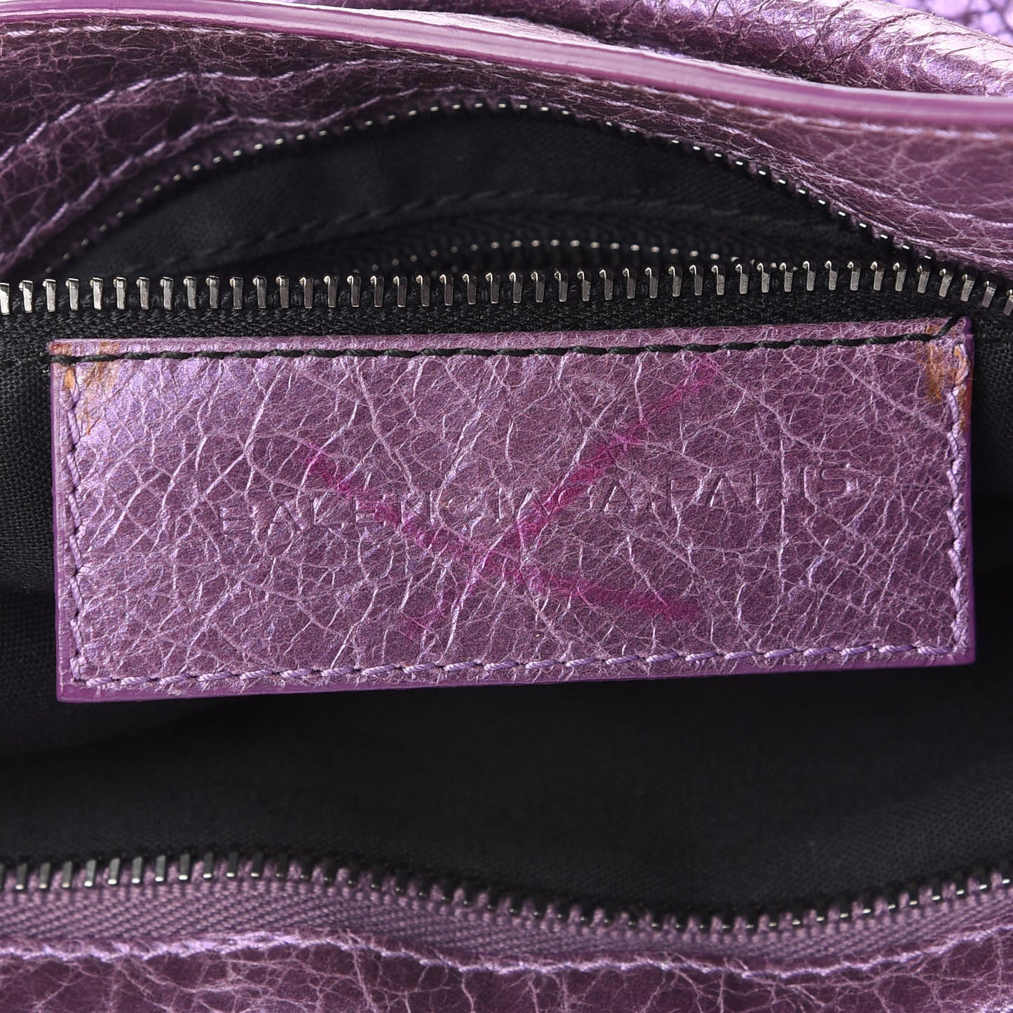 Agneau Classic Hardware City Metallic Purple