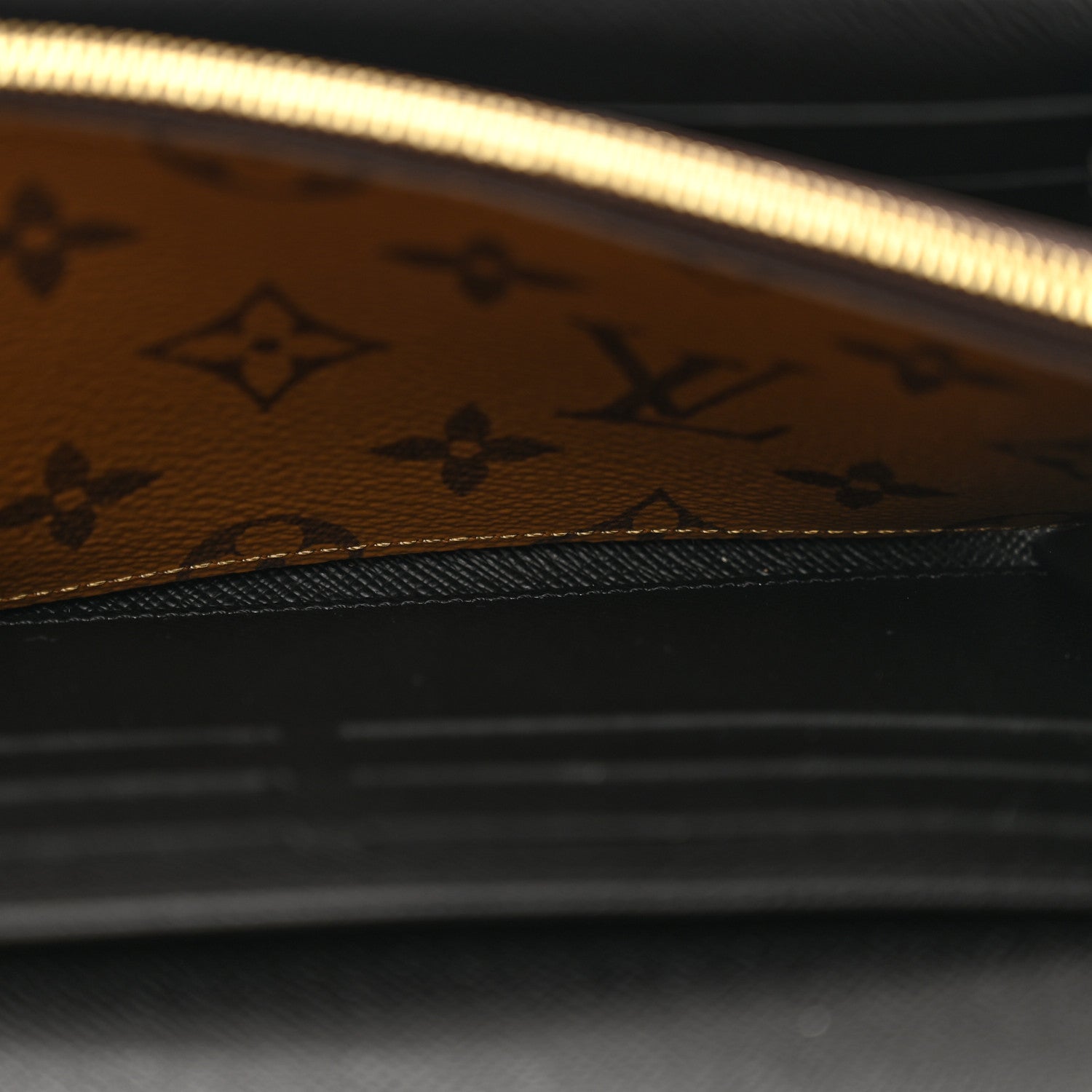 Louis Vuitton Reverse Monogram Giant Sarah Wallet 6 of 8