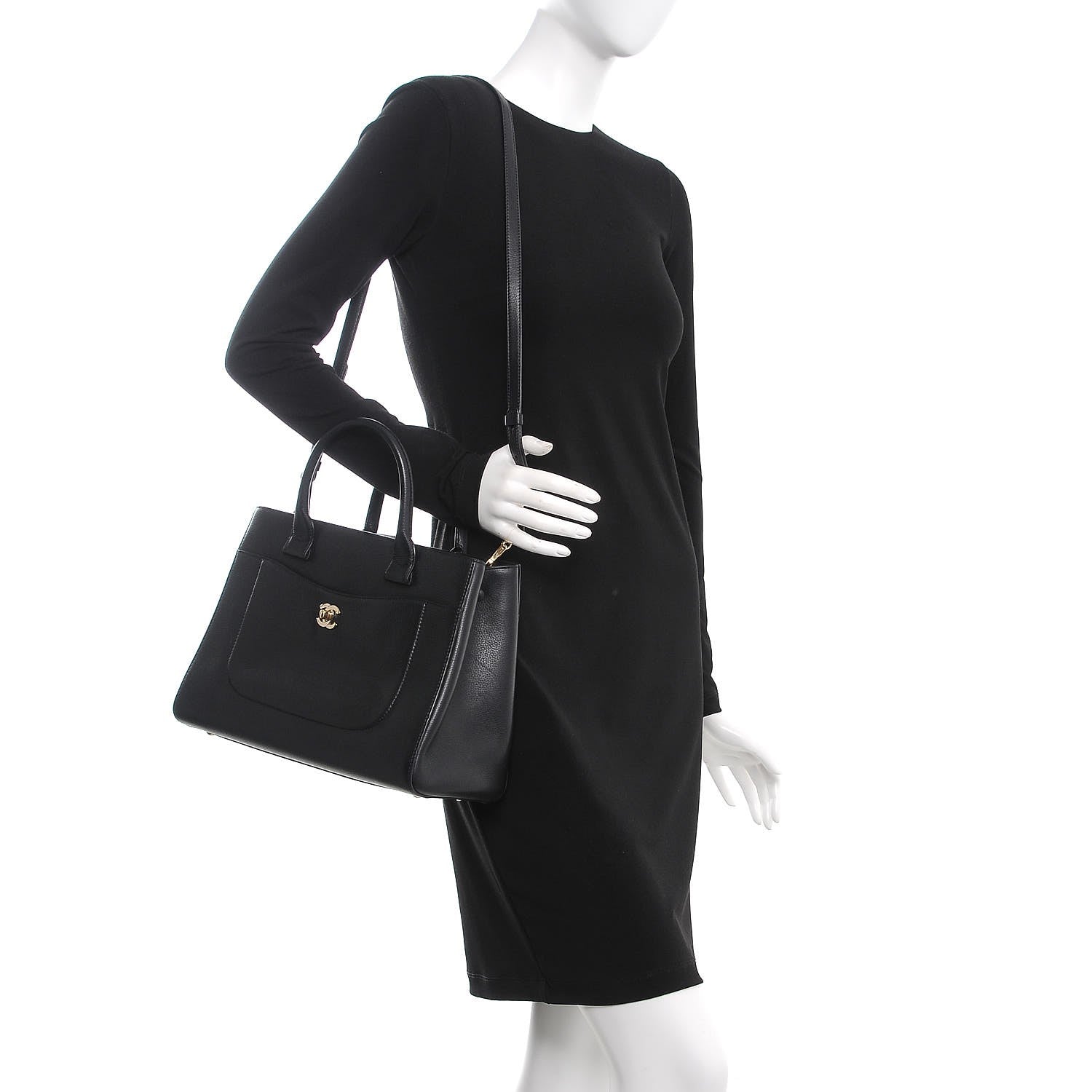 Chanel Grained Calfskin Medium Neo Executive Shopper Tote Black 2 of 8