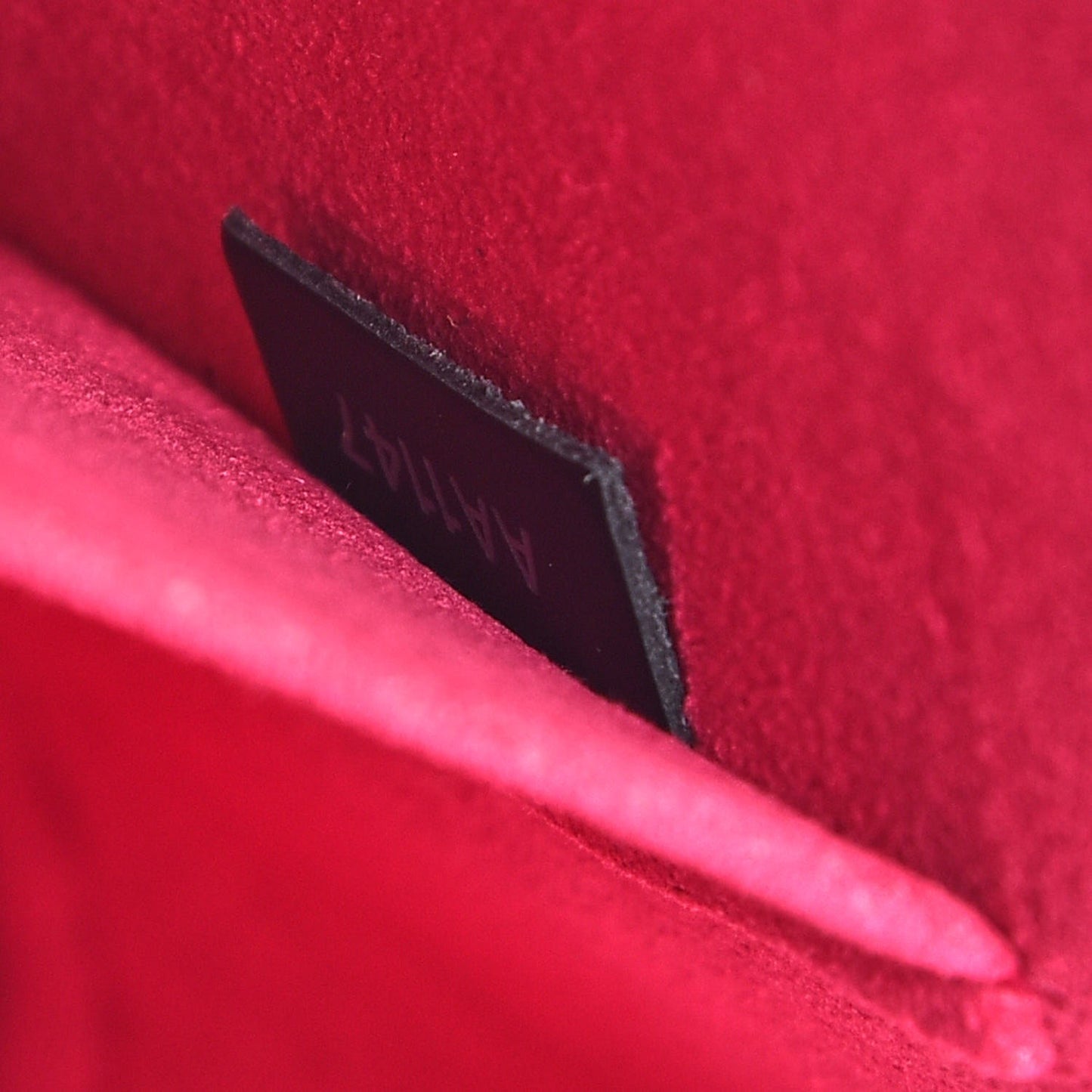 Epi Alma BB Black Hot Pink