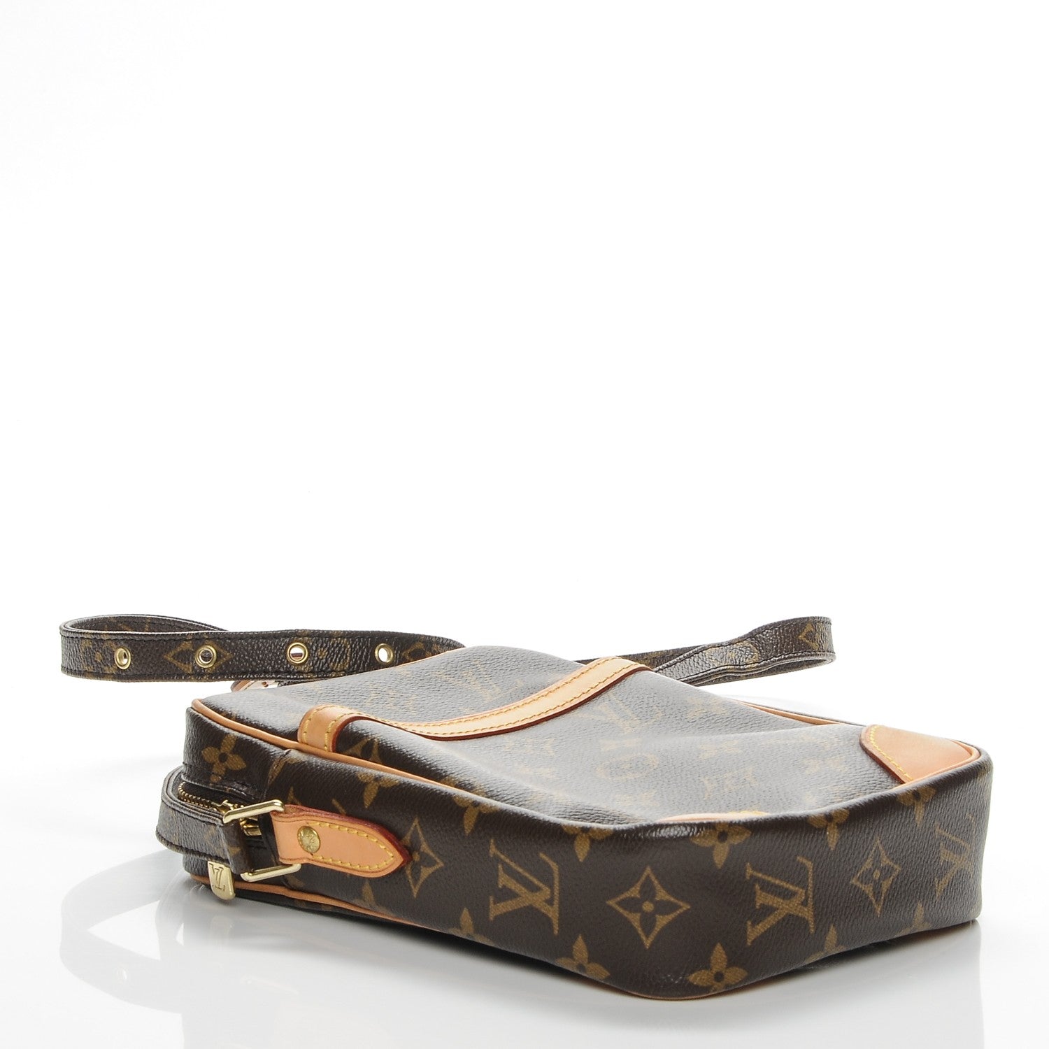 Louis Vuitton Monogram Danube 21 4 of 6