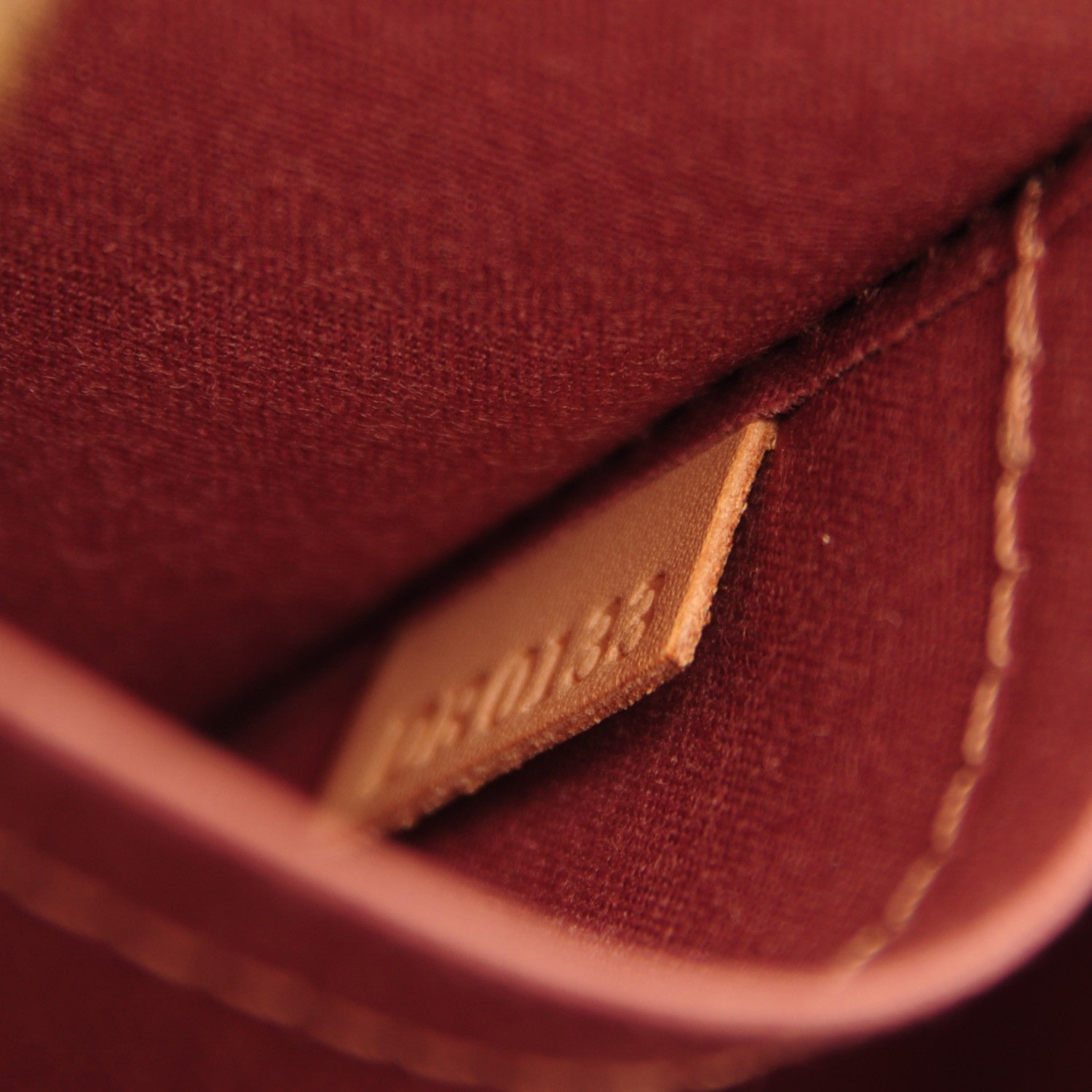 Louis Vuitton Vernis Brea MM Rose Velours 7 of 7