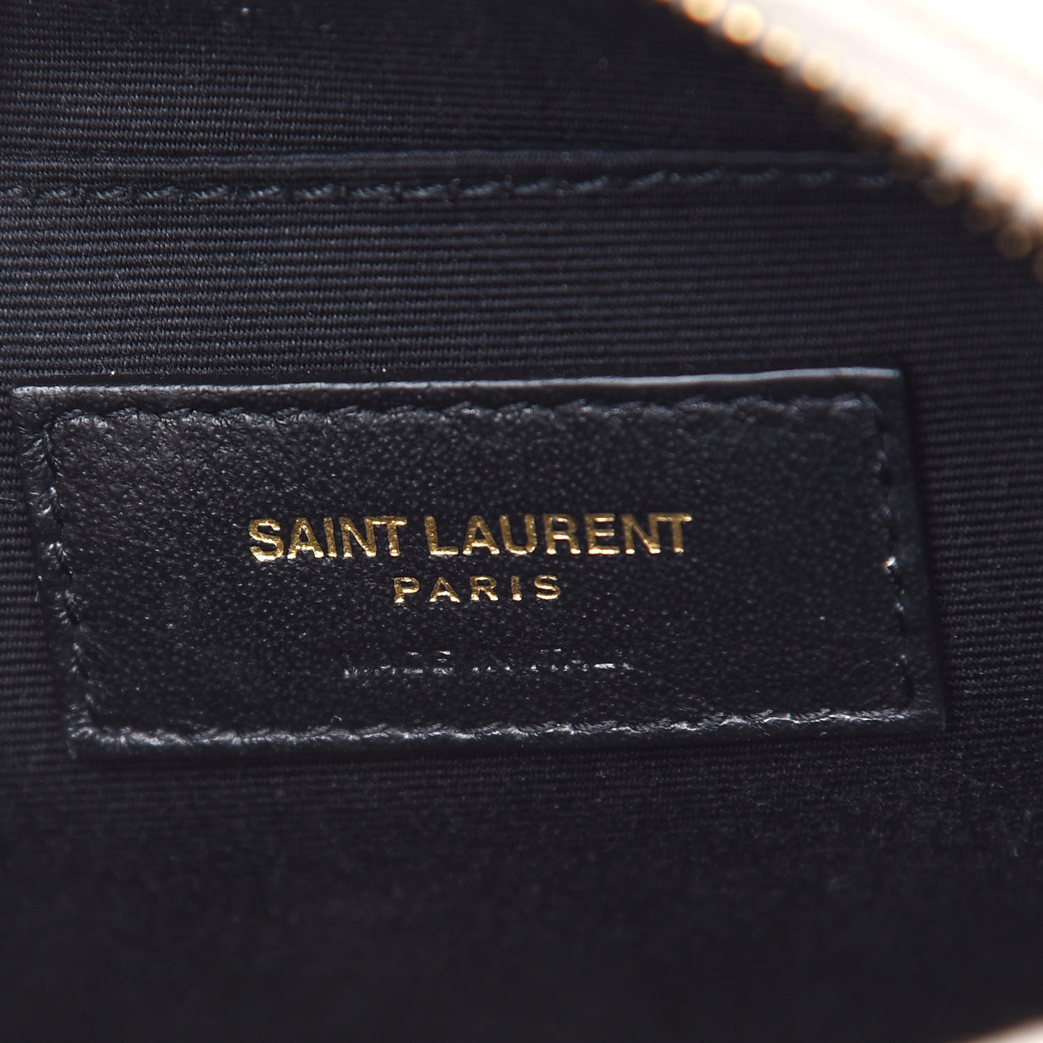 Saint Laurent Grain De Poudre Matelasse Chevron Quilted Round Vinyle Camera Bag Crema Soft 6 of 8