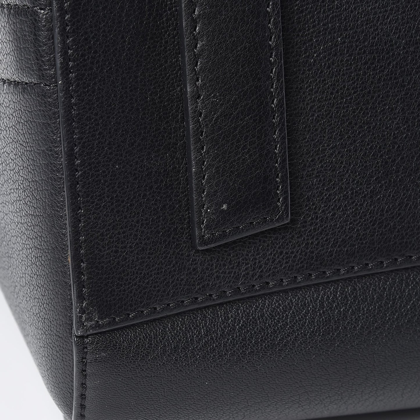 Sugar Goatskin Medium Antigona Black