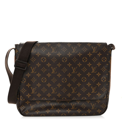 Louis Vuitton Monogram Beaubourg MM Messenger Bag 1 of 10