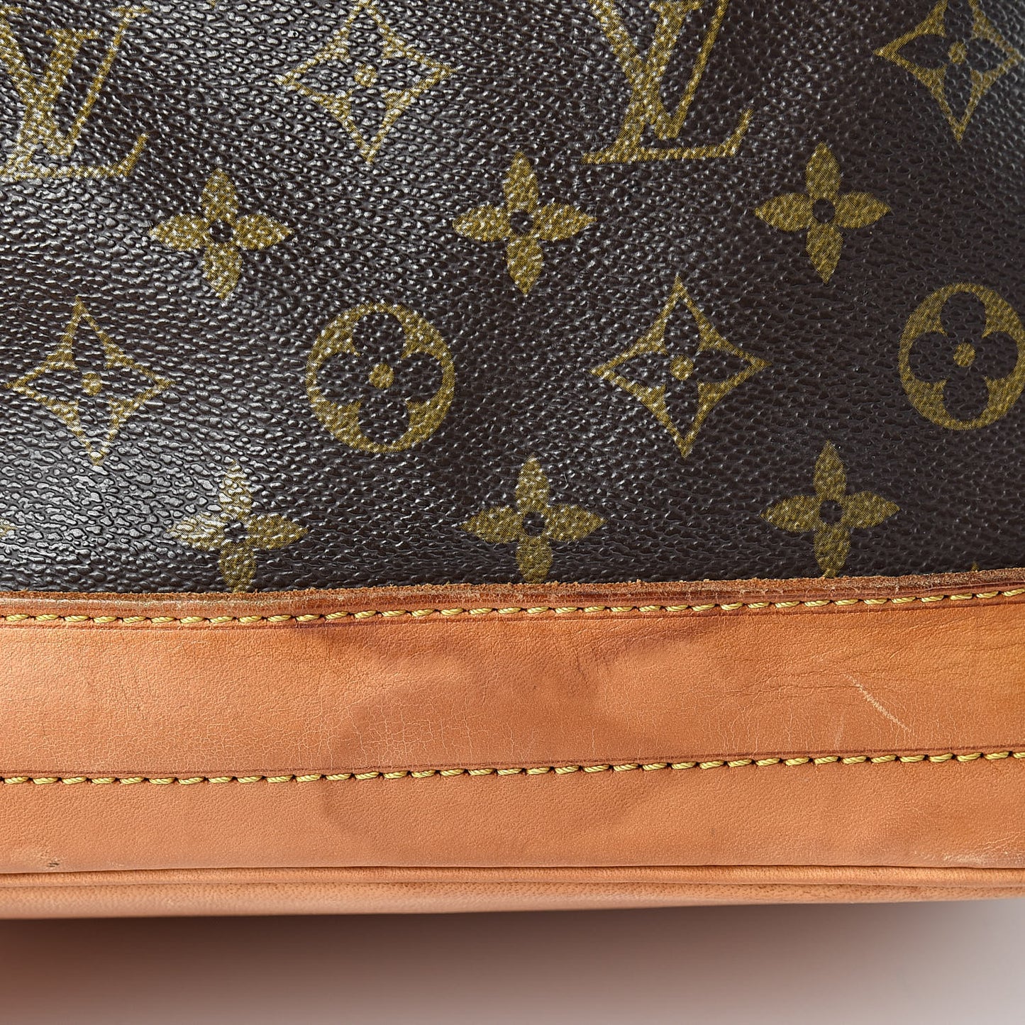 Monogram Noe