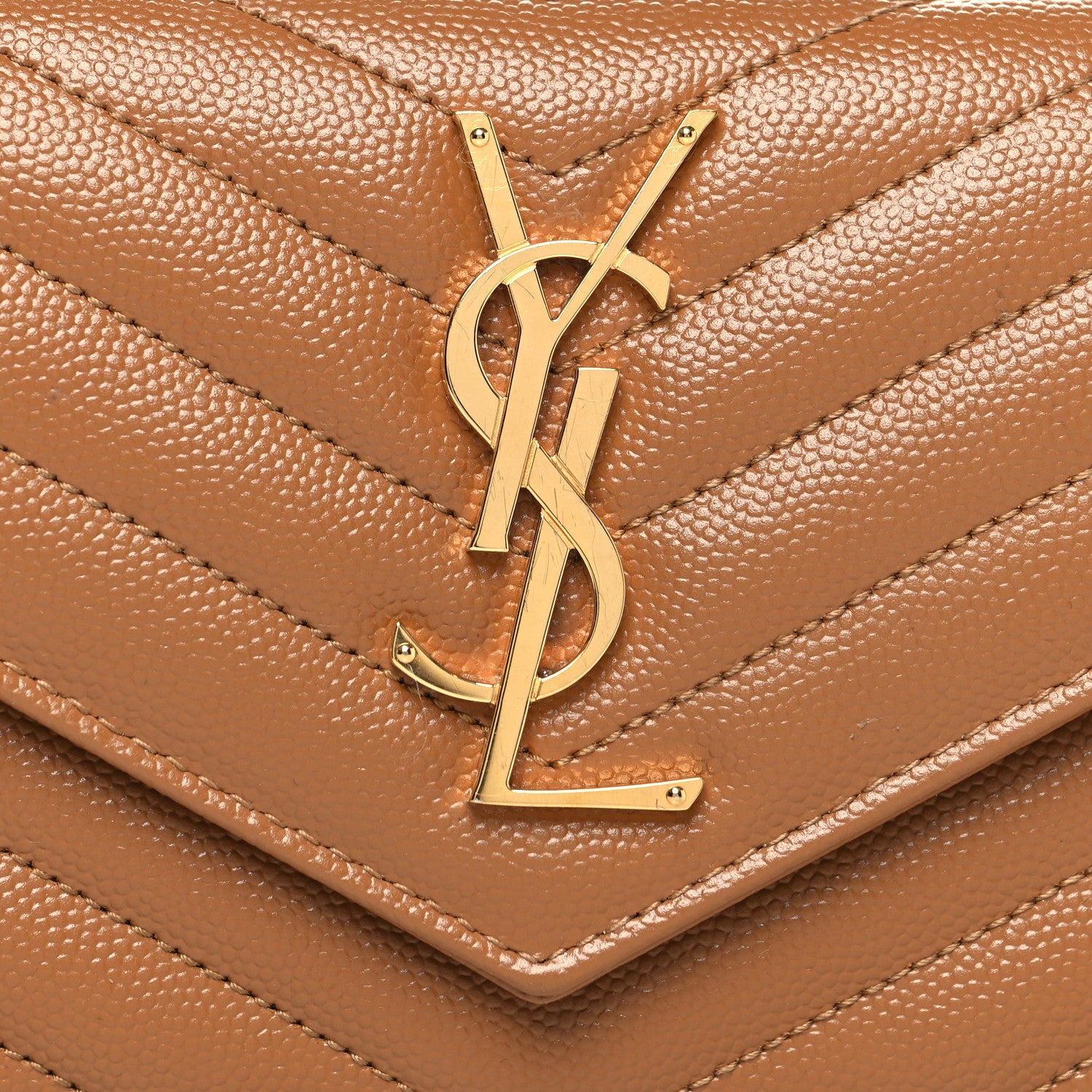 Saint Laurent Grain De Poudre Matelasse Chevron Monogram Flap Wallet Dark Natural 8 of 11