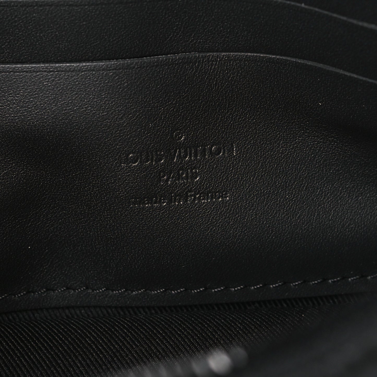 Taurillon Monogram Pochette Volga Black