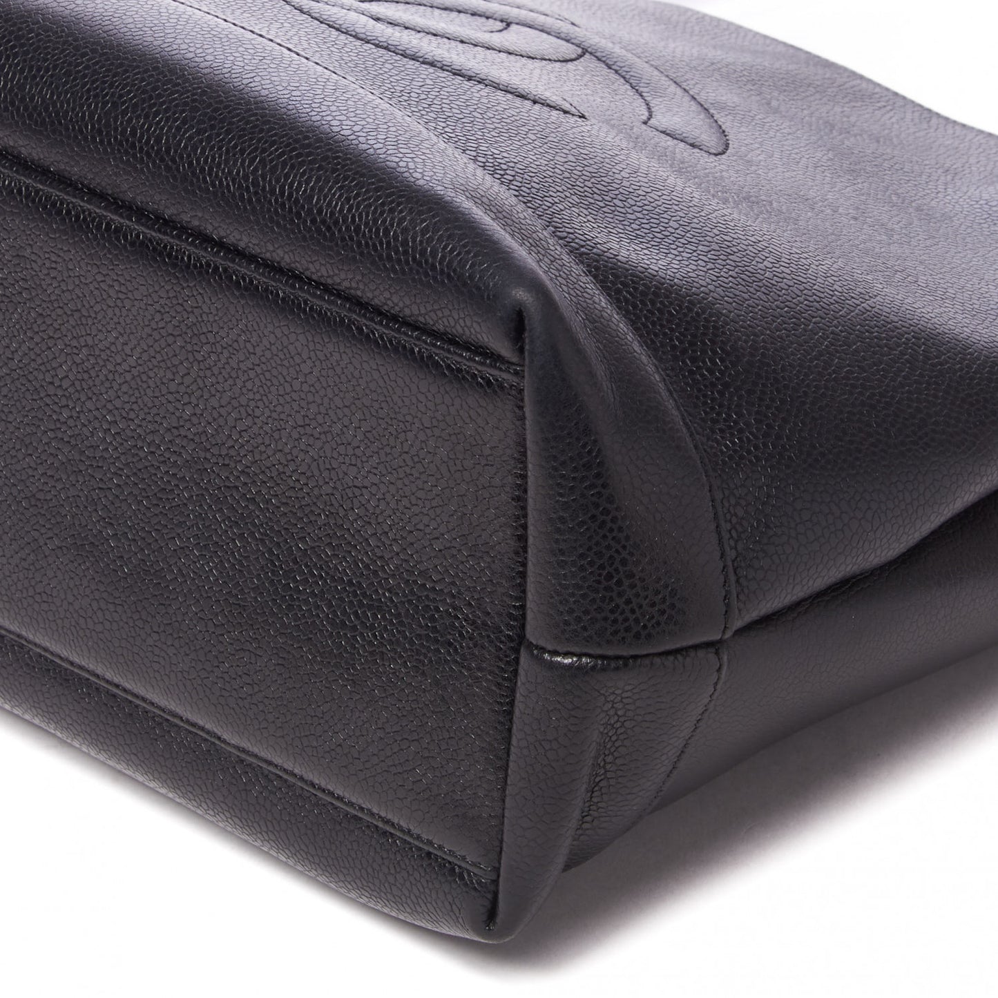 Caviar CC Shoulder Bag Black