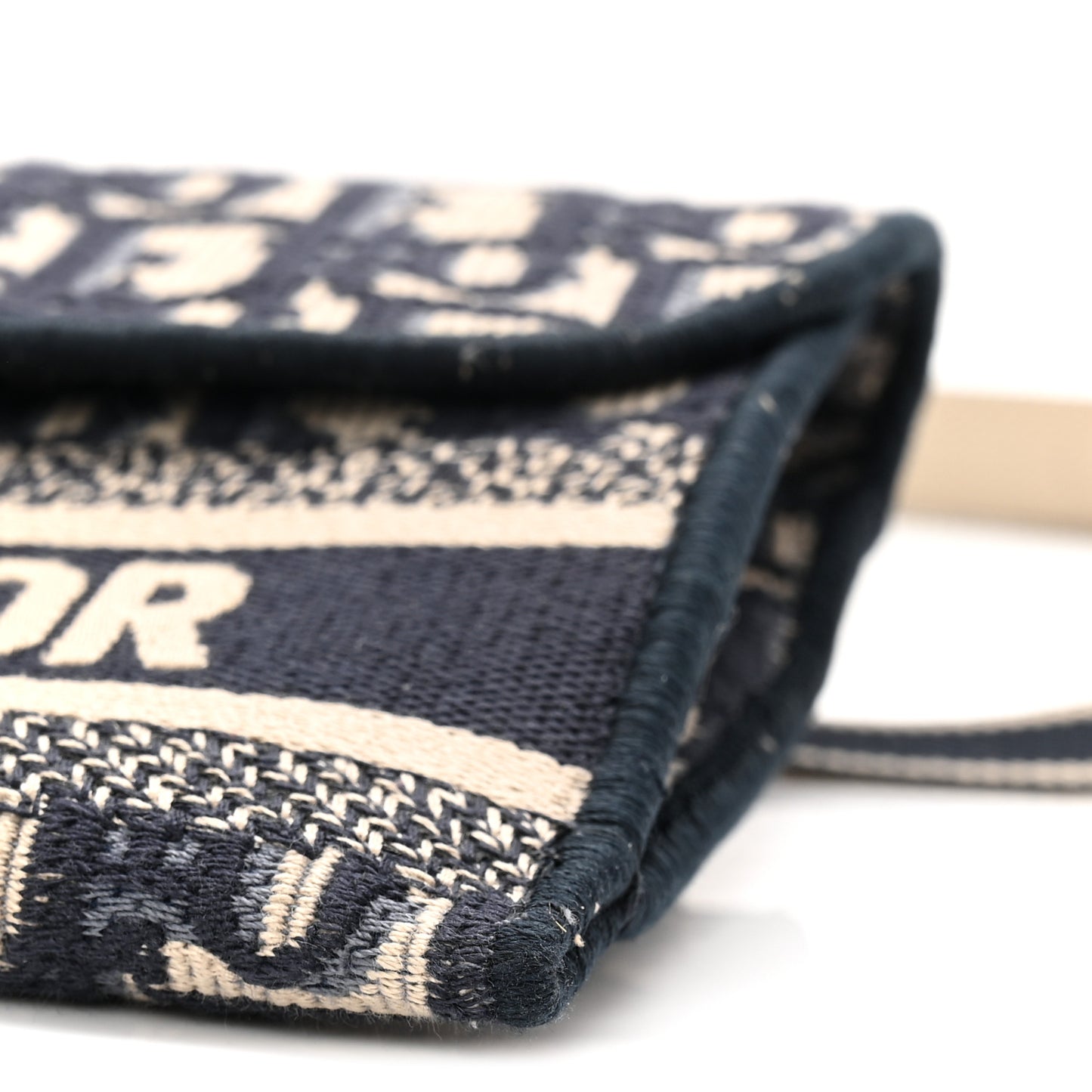Oblique Slim Saddle Pouch Blue
