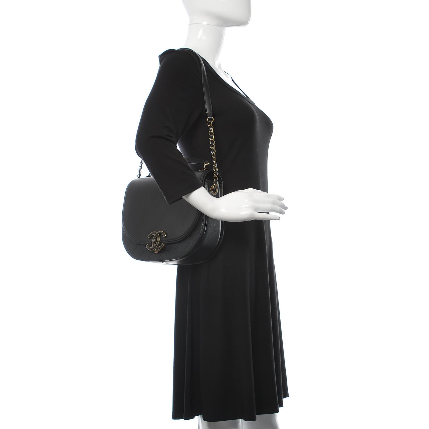 Shiny Calfskin Goatskin Quilted Medium Coco Curve Messenger Flap Black