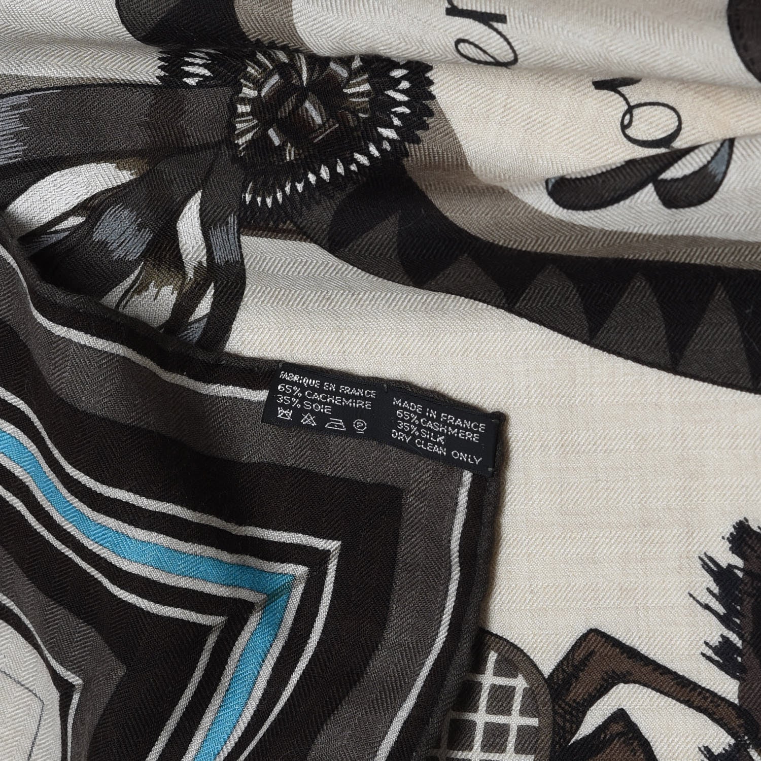 Hermes Cashmere Silk Couvertures Et Tenues de Jour Shawl 140 7 of 7