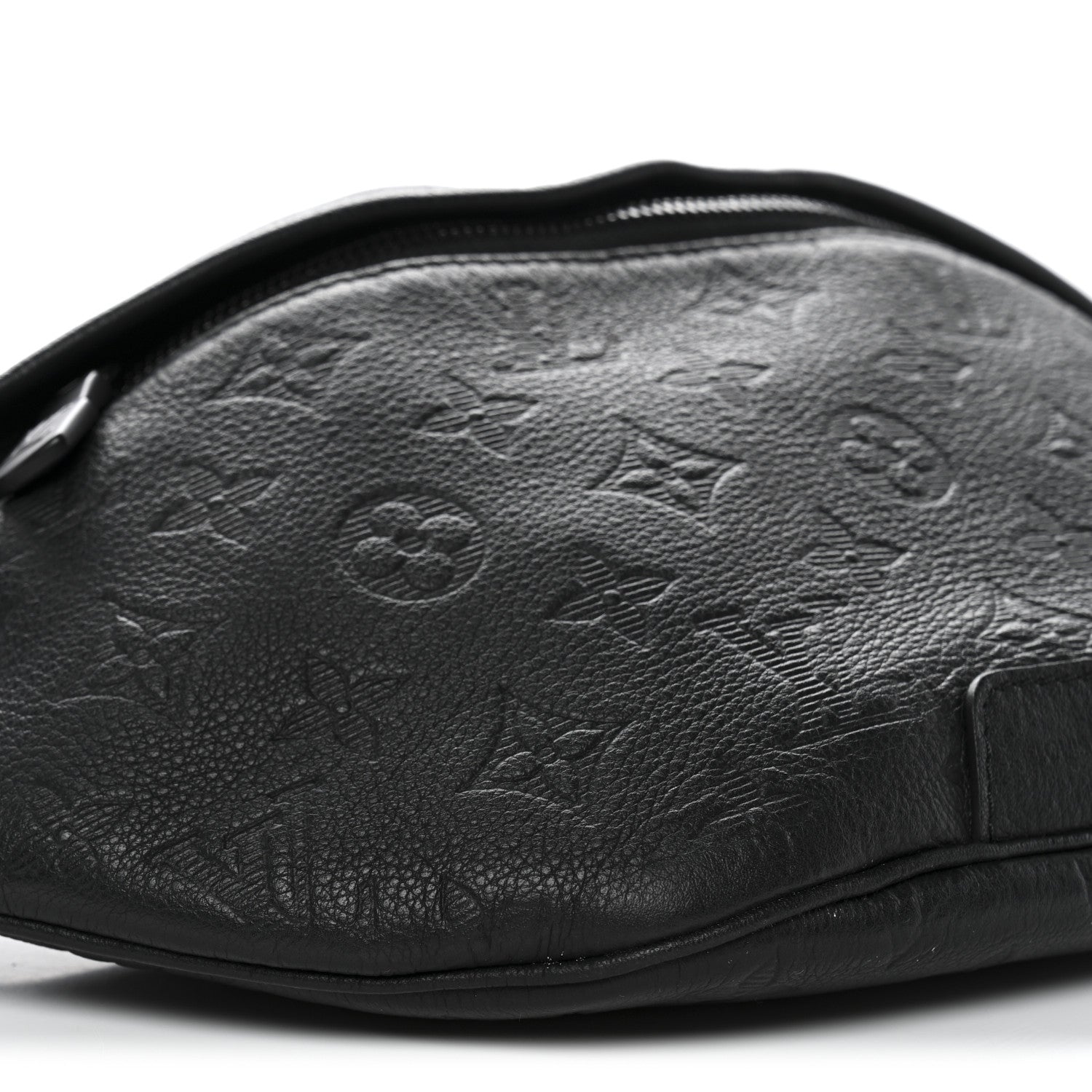 Louis Vuitton Calfskin Monogram Shadow Discovery Bumbag Black 8 of 9
