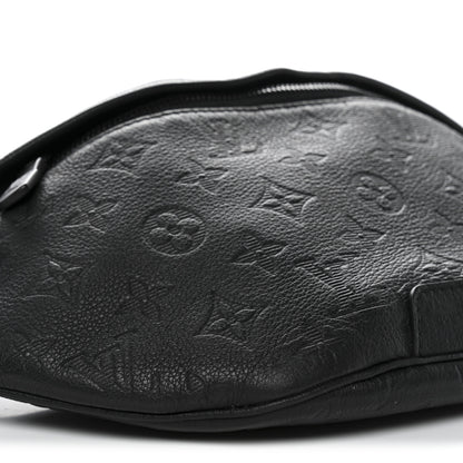 Louis Vuitton Calfskin Monogram Shadow Discovery Bumbag Black 8 of 9