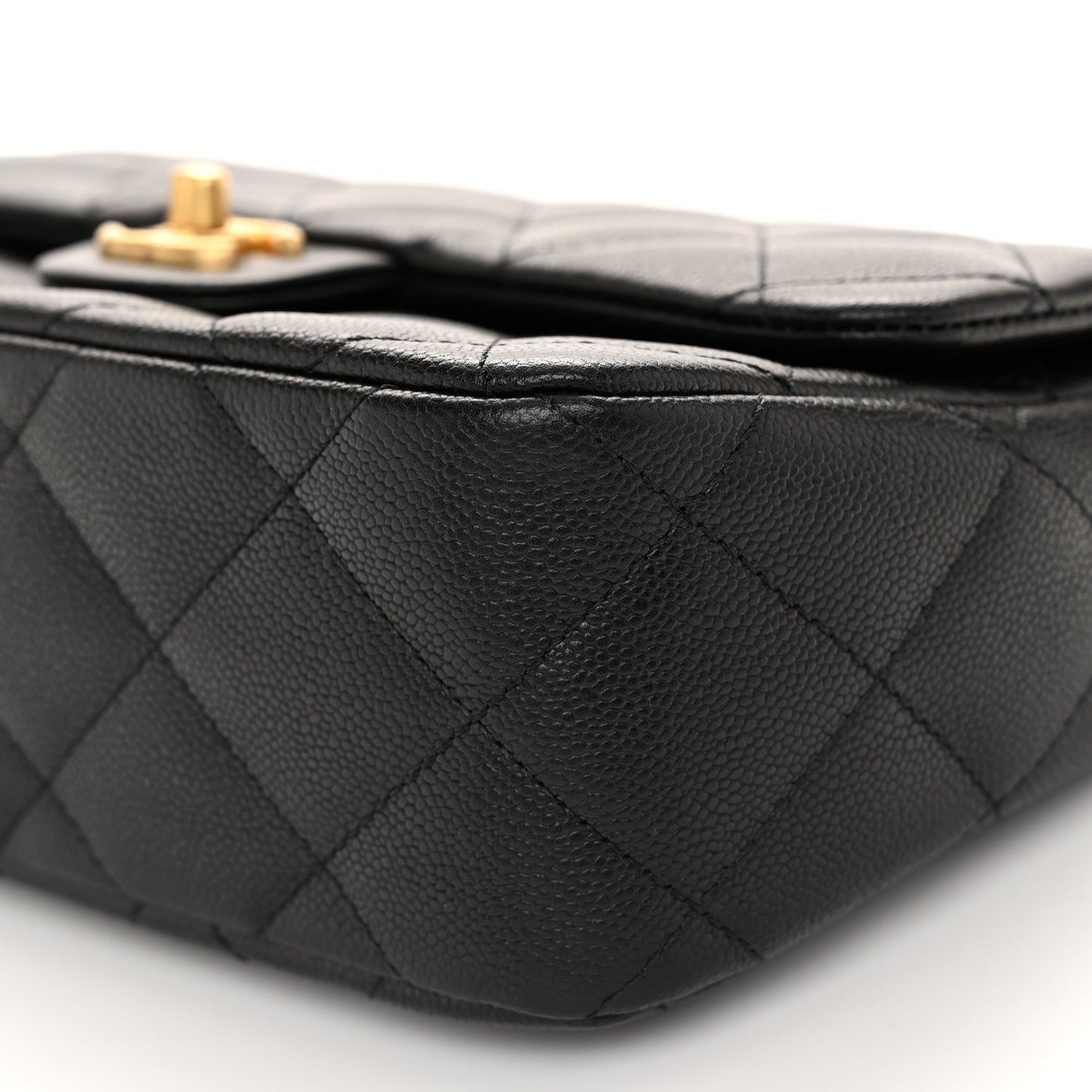 Caviar Quilted Sweetheart Flap Black