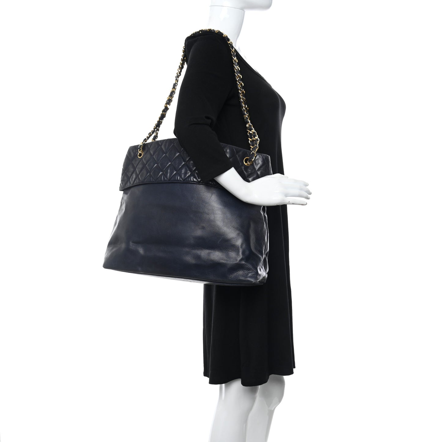 Lambskin Quilted Shoulder Bag Navy