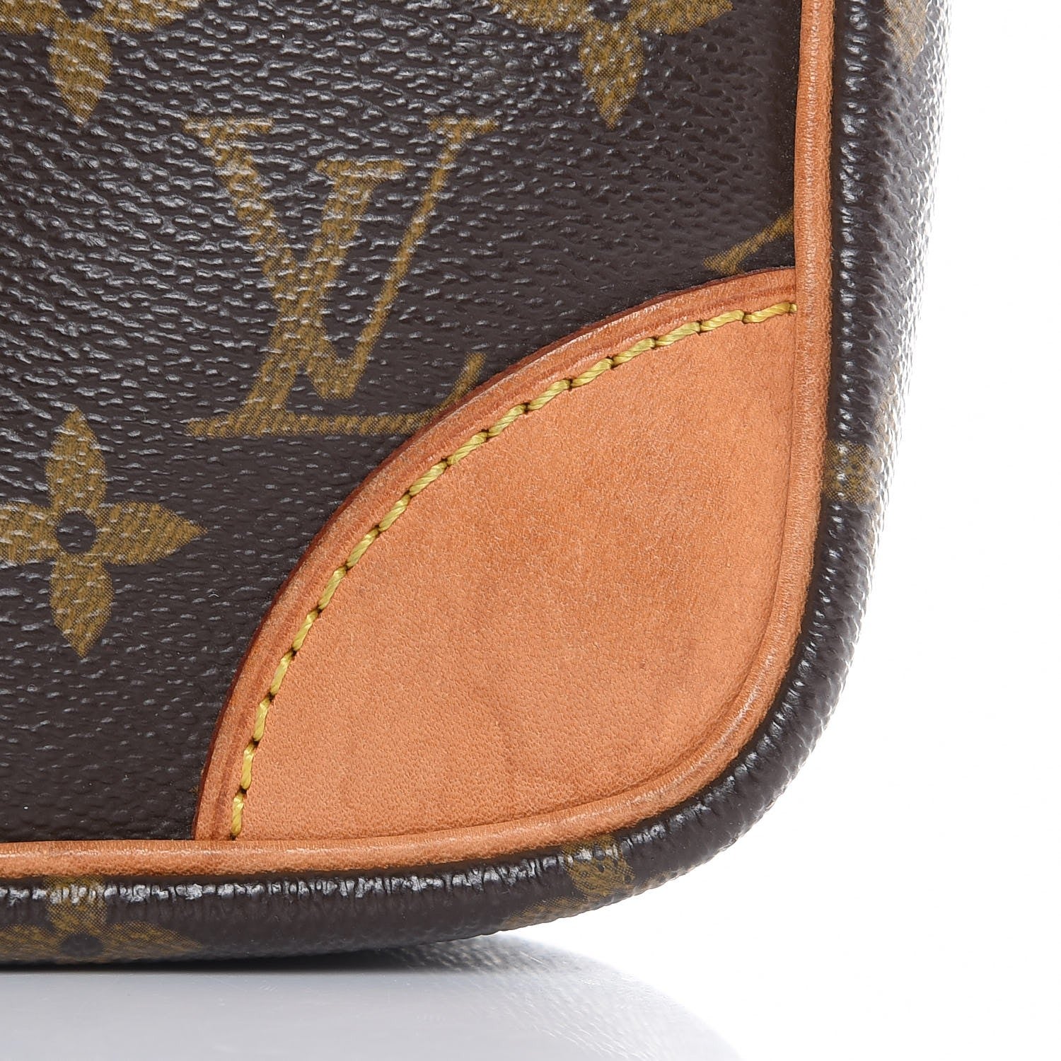 Louis Vuitton Monogram Danube 21 9 of 10