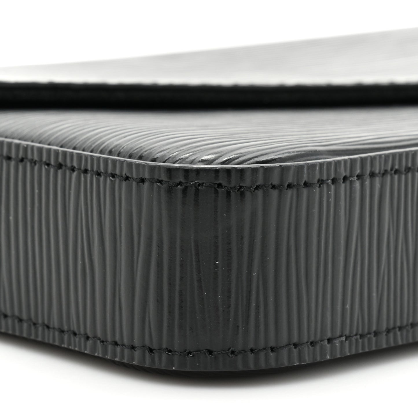 Epi Pochette Felicie Black