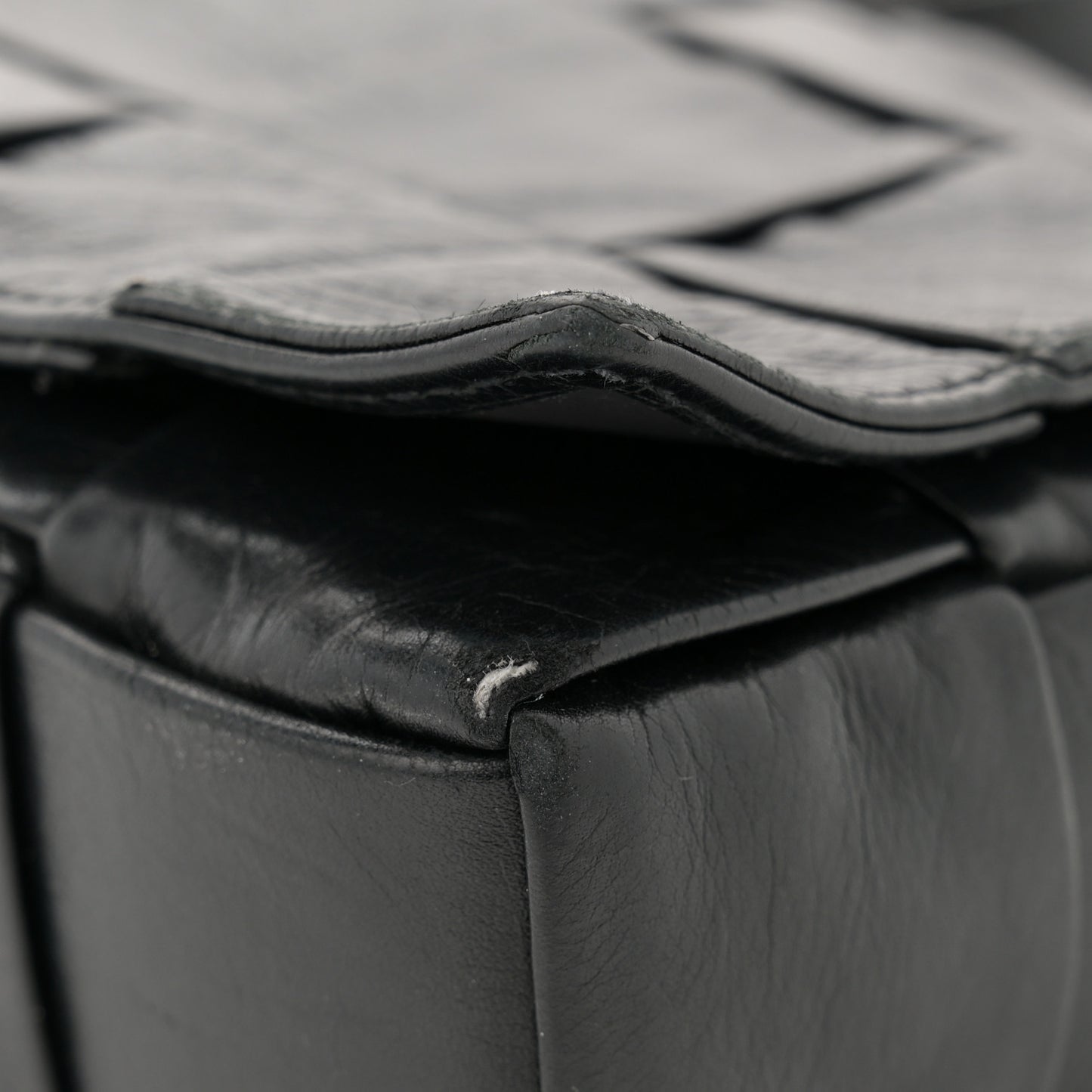 Paper Calfskin Maxi Intreccio Small Cassette Crossbody Bag Black