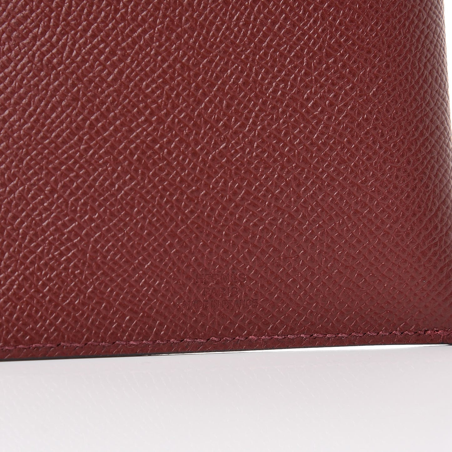 Epsom Tarmac PM Passport Holder Rouge H