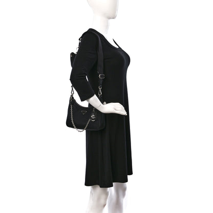 Prada Nylon Re-Edition 2005 Shoulder Bag Black 2 of 8