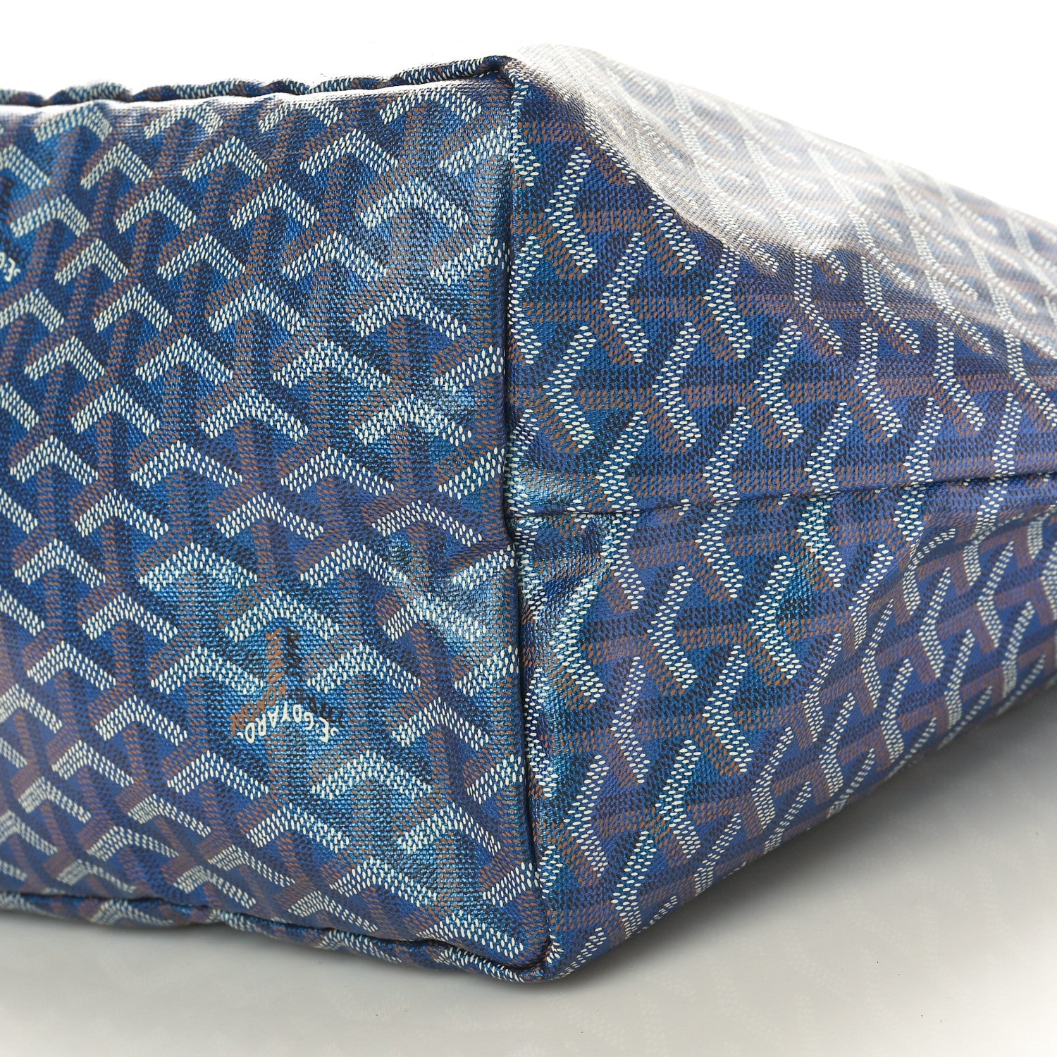 Goyard Iridescent Goyardine Saint Louis GM Pearly Blue 10 of 10