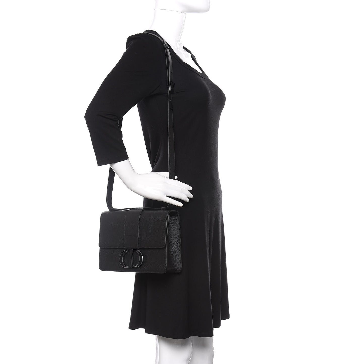 Ultra Matte Grained Calfskin 30 Montaigne Flap Bag Black