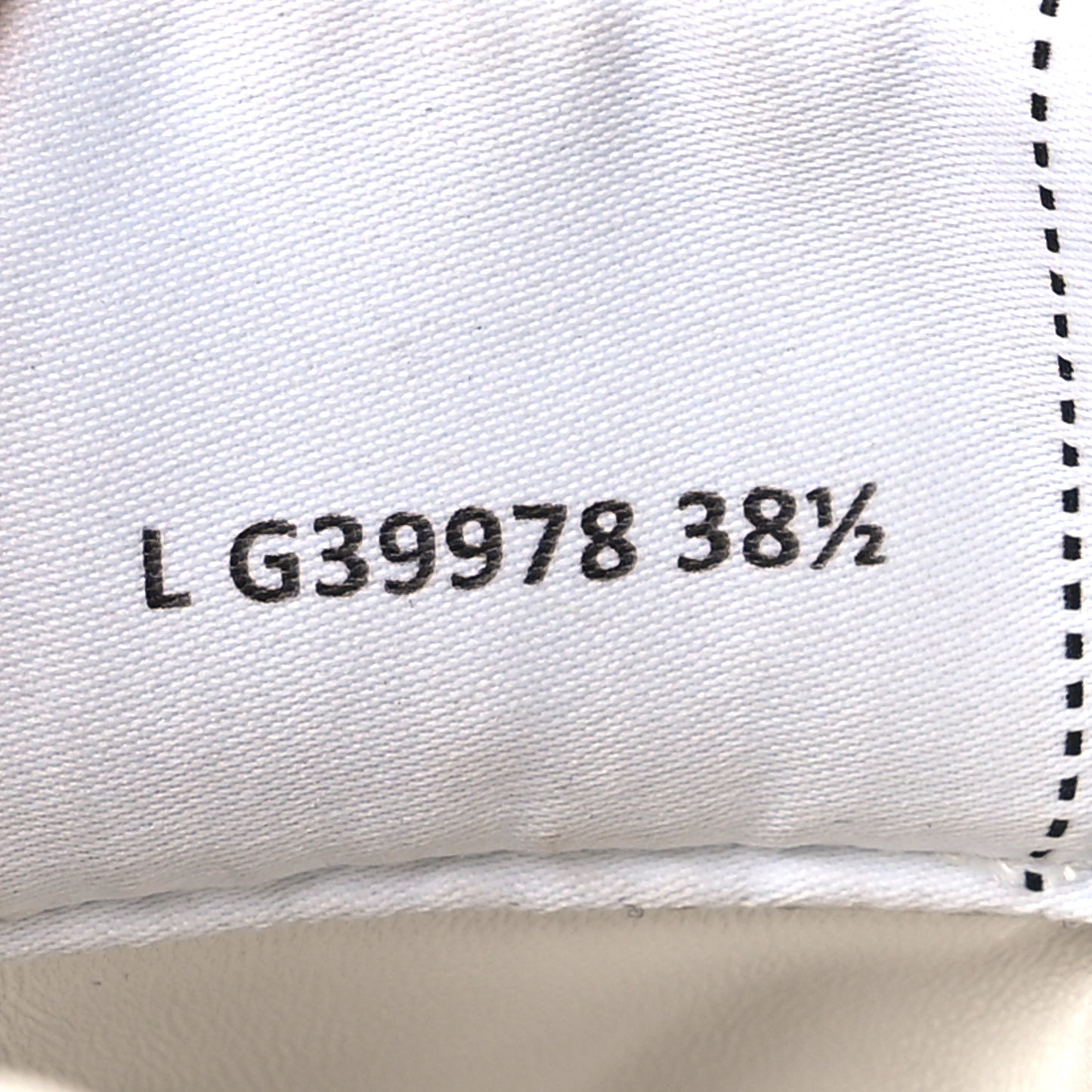Calfskin CC Womens Sneakers 38.5 White Black