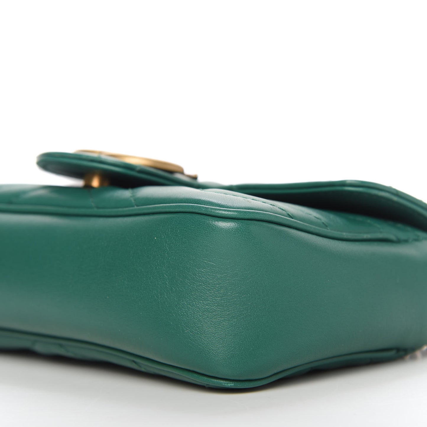 Calfskin Matelasse Super Mini GG Marmont Shoulder Bag Emerald Green
