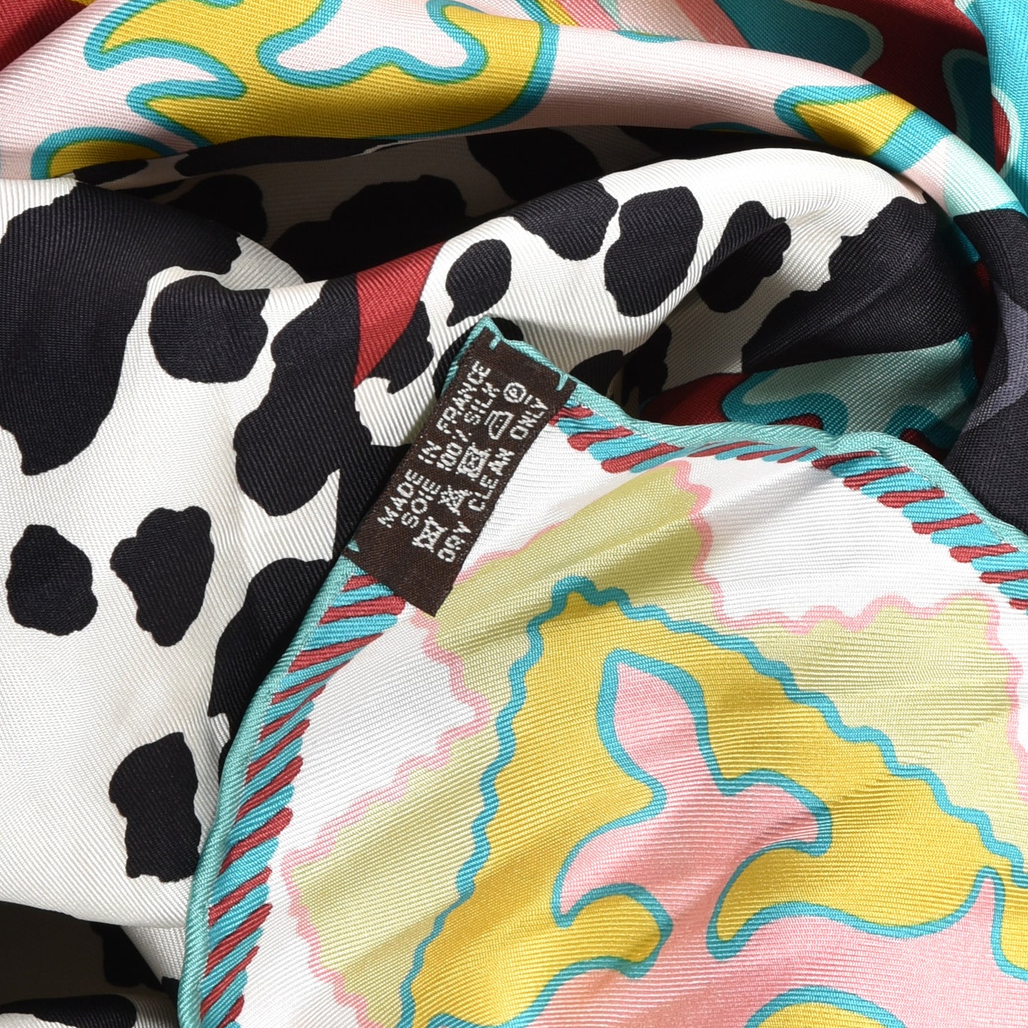 Silk Appaloosa Des Steppes Scarf 90 Creme Black Vert