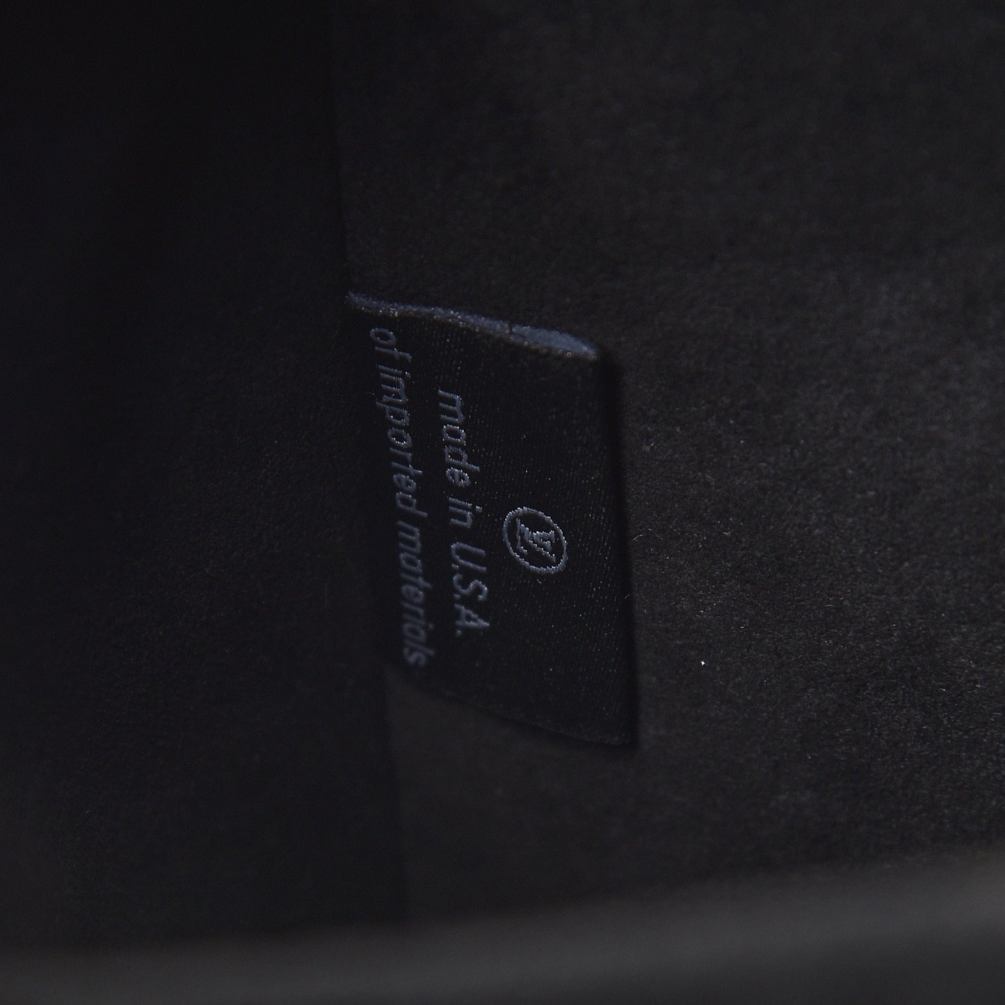 Reverse Monogram Pochette Metis