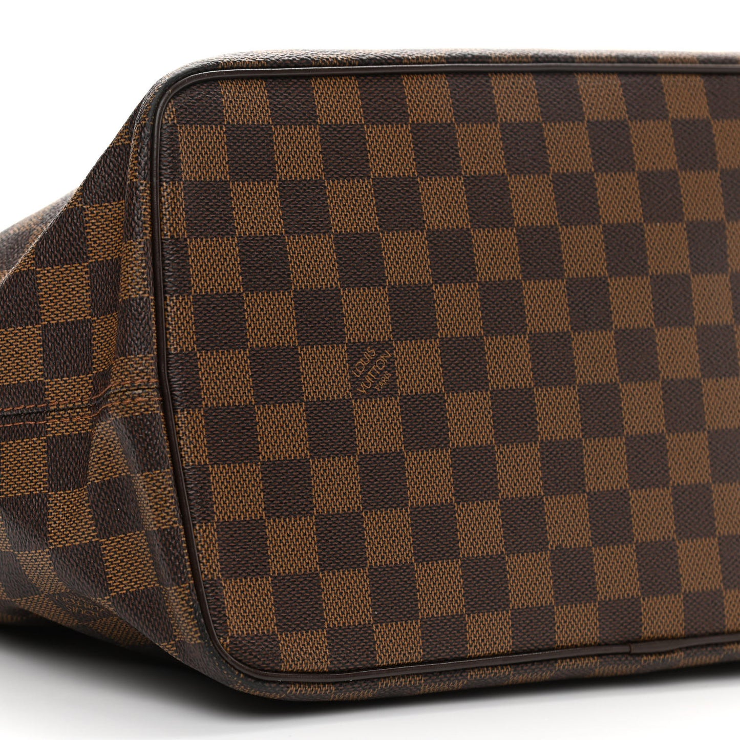 Damier Ebene Saleya MM