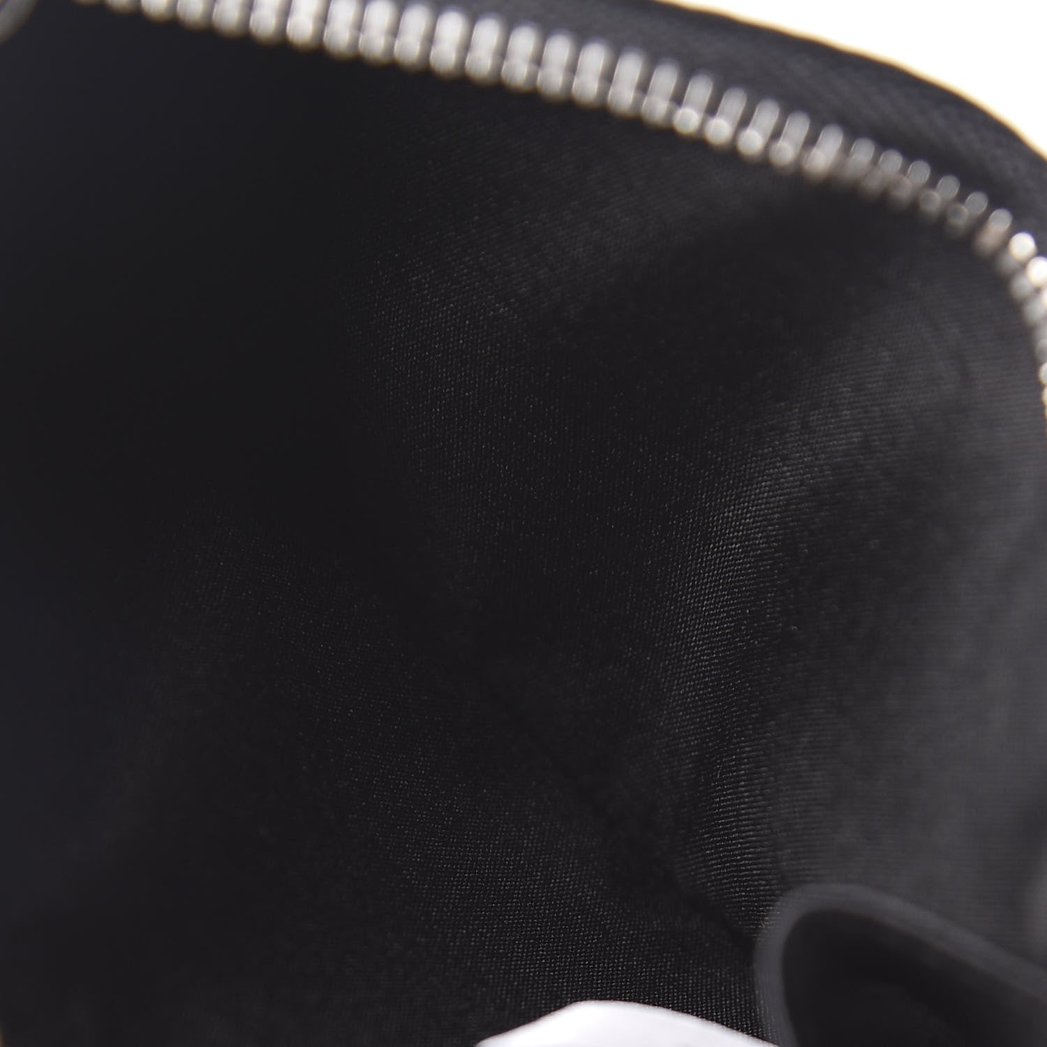 MCM Grained Calfskin Logo Zip Card Case Wallet Black 5 of 7