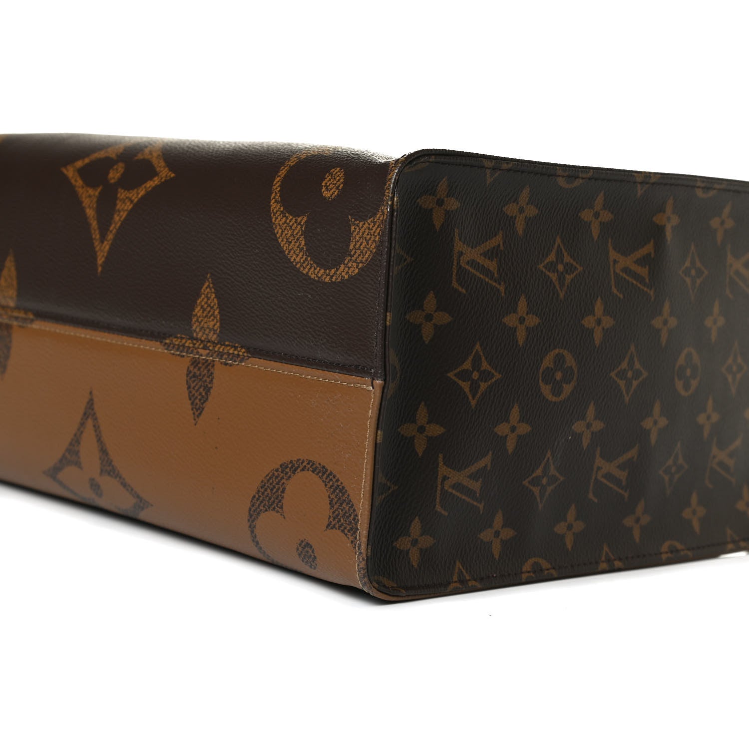 Louis Vuitton Reverse Monogram Giant Onthego MM 11 of 14