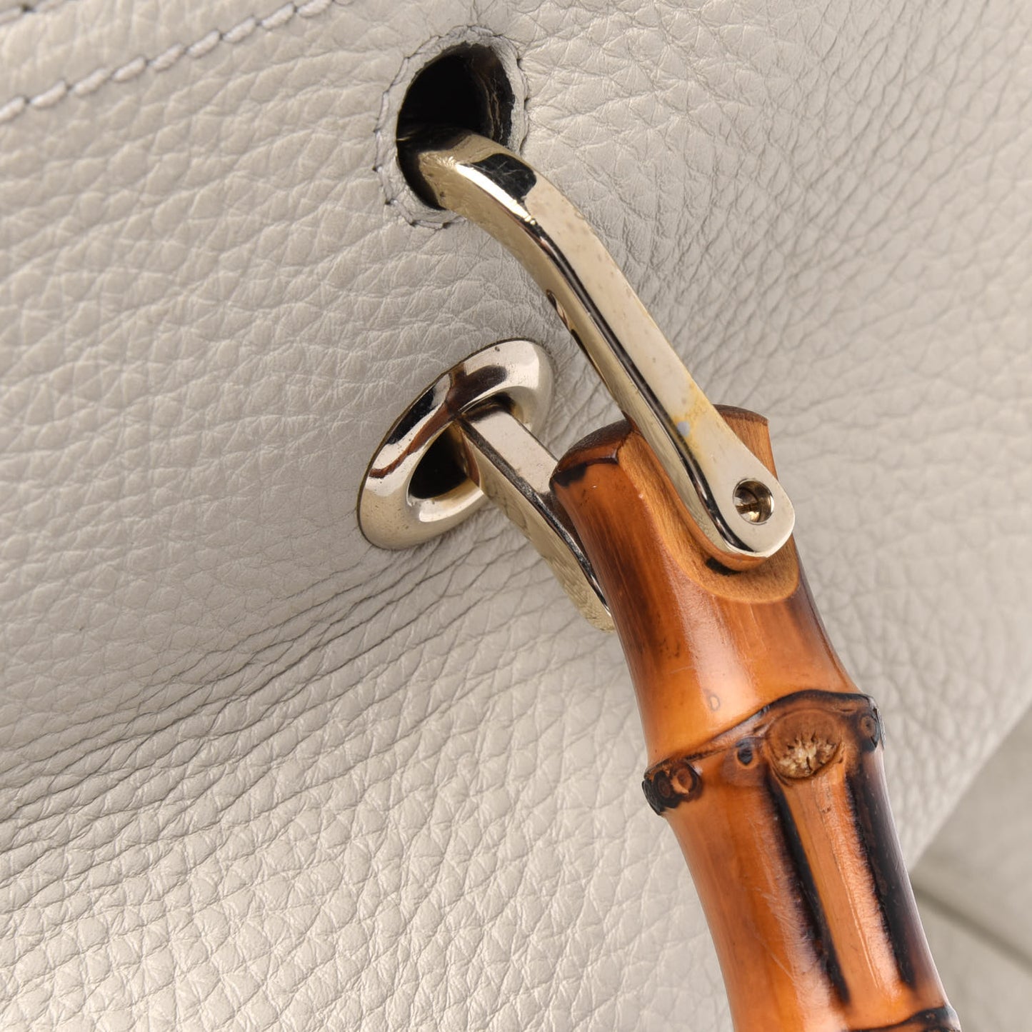 Calfskin Bamboo Medium Shopper Boston Mystic White