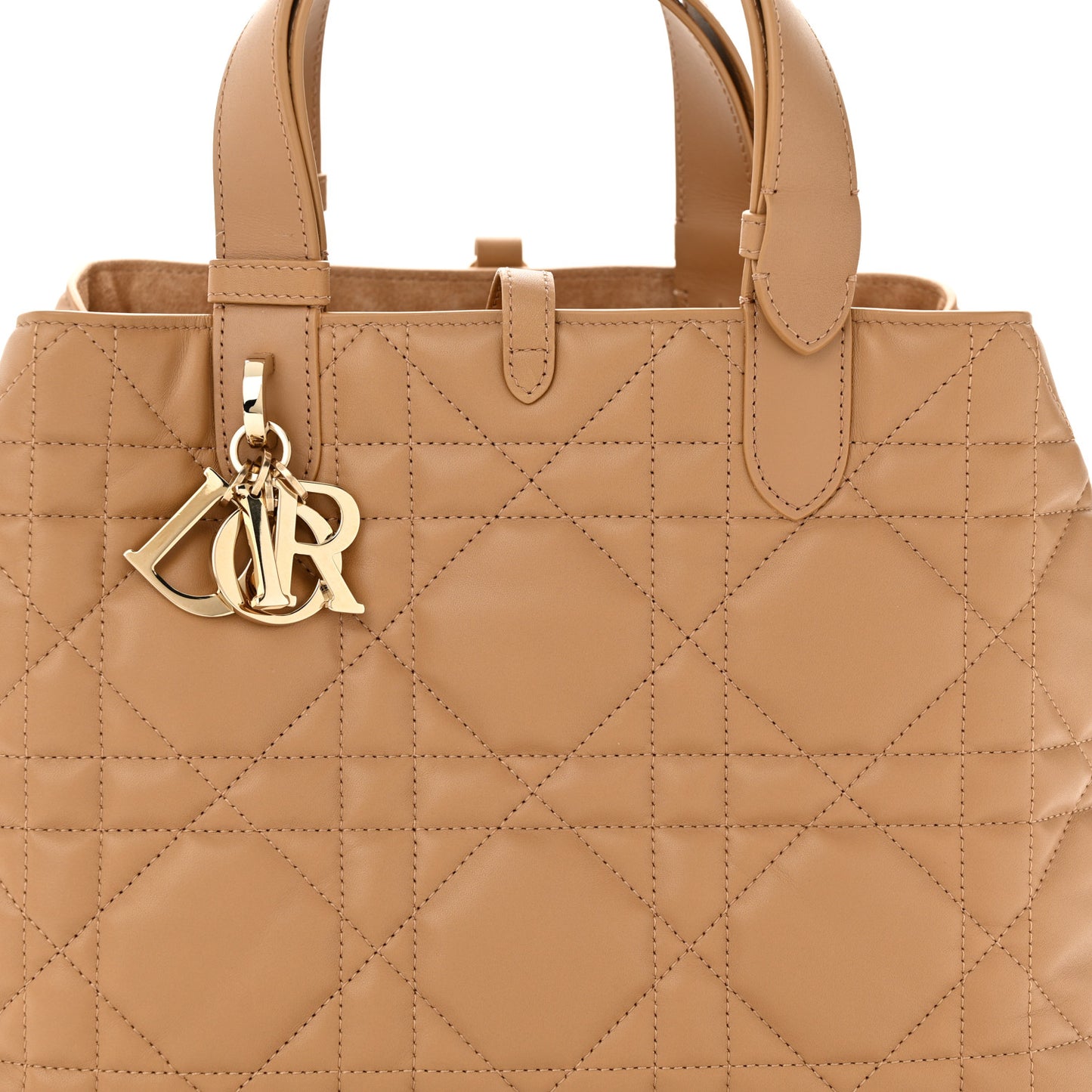 Calfskin Macrocannage Medium Toujour Powder Tan