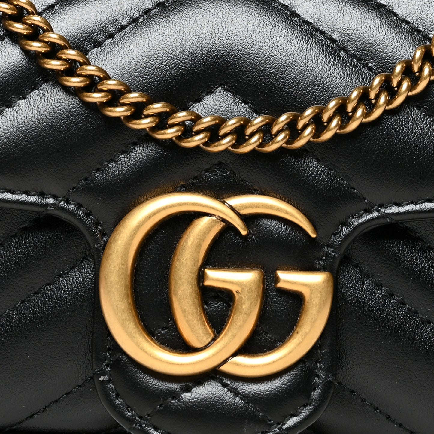Calfskin Matelasse Super Mini GG Marmont Shoulder Bag Black