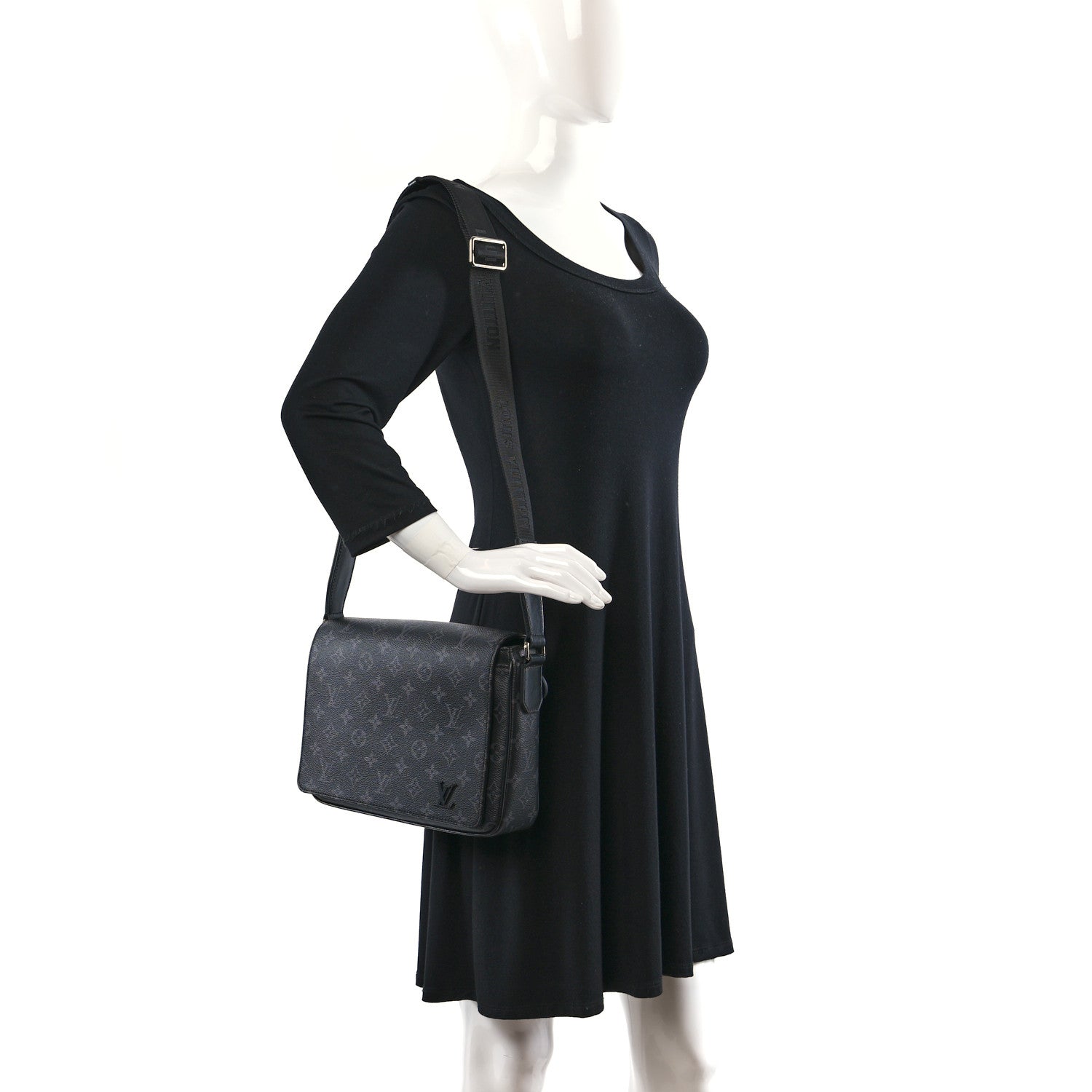 Louis Vuitton Monogram Eclipse District PM NM 2 of 8