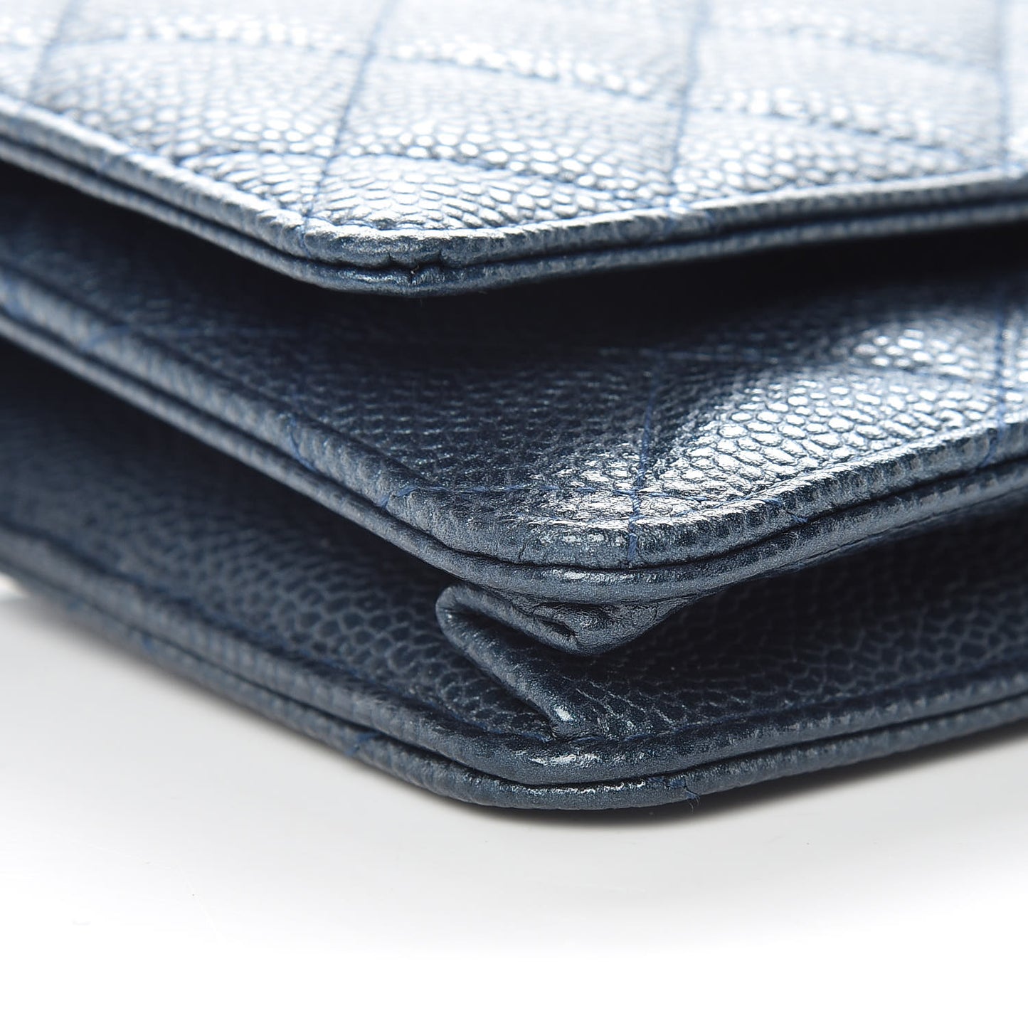 Iridescent Caviar Quilted Wallet On Chain WOC Blue