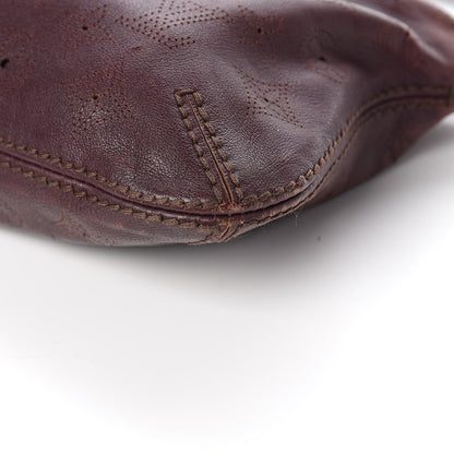 Louis Vuitton Mahina Onatah Pochette Aubergine 12 of 18