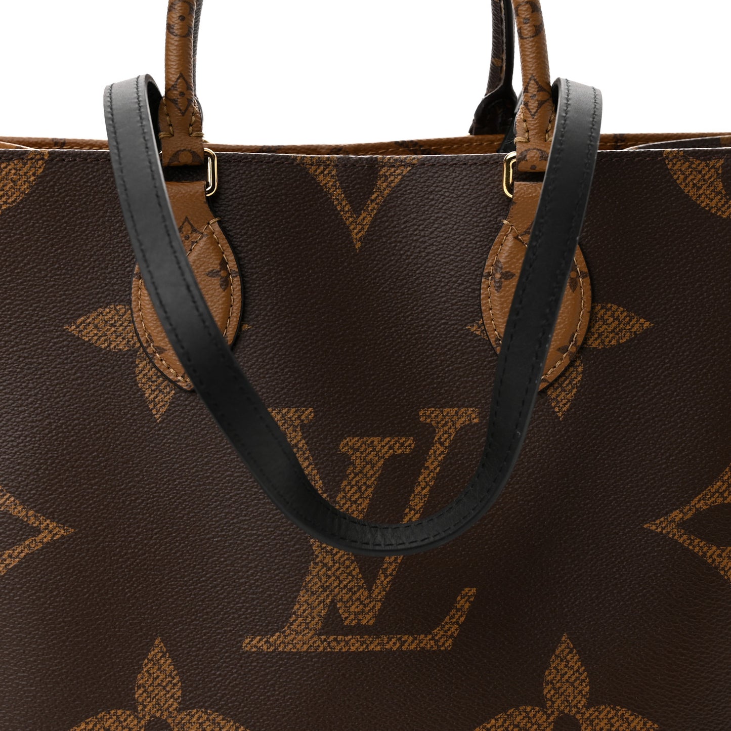 Reverse Monogram Giant Onthego MM