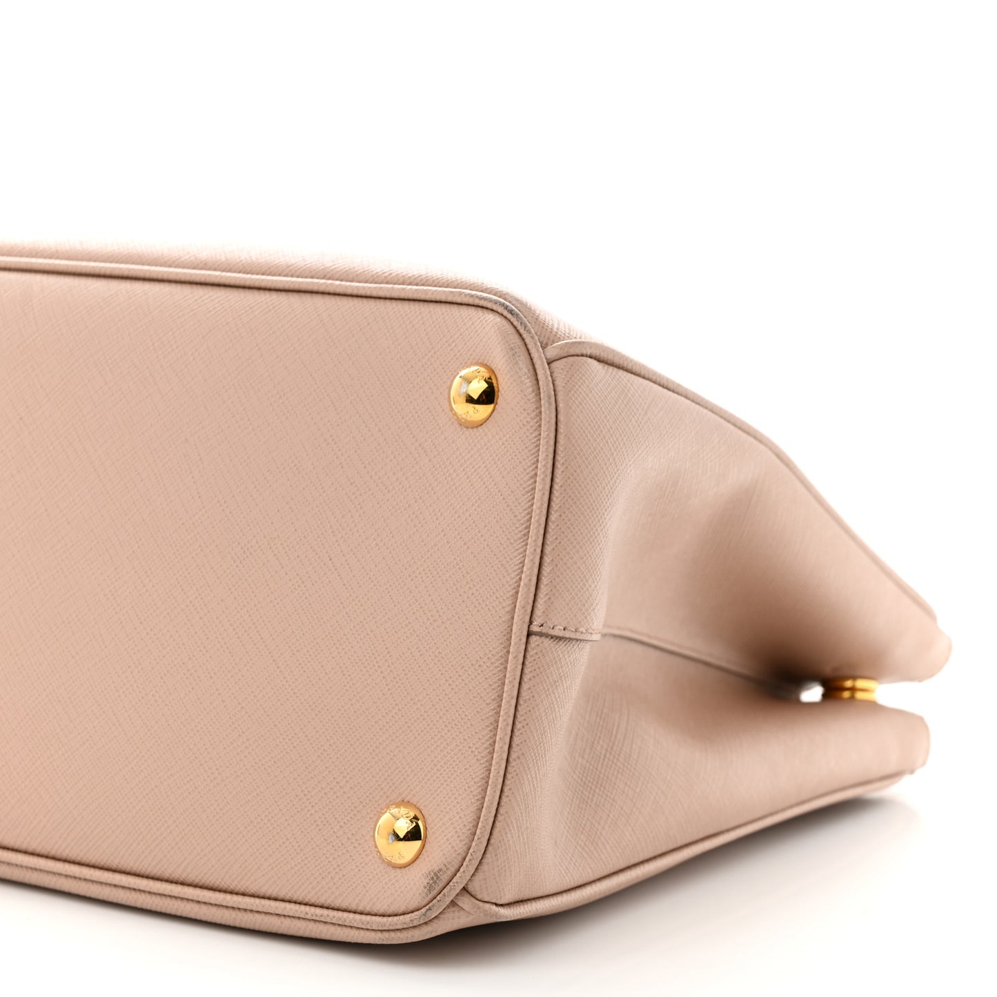 Saffiano Medium Galleria Double Zip Tote Cammeo