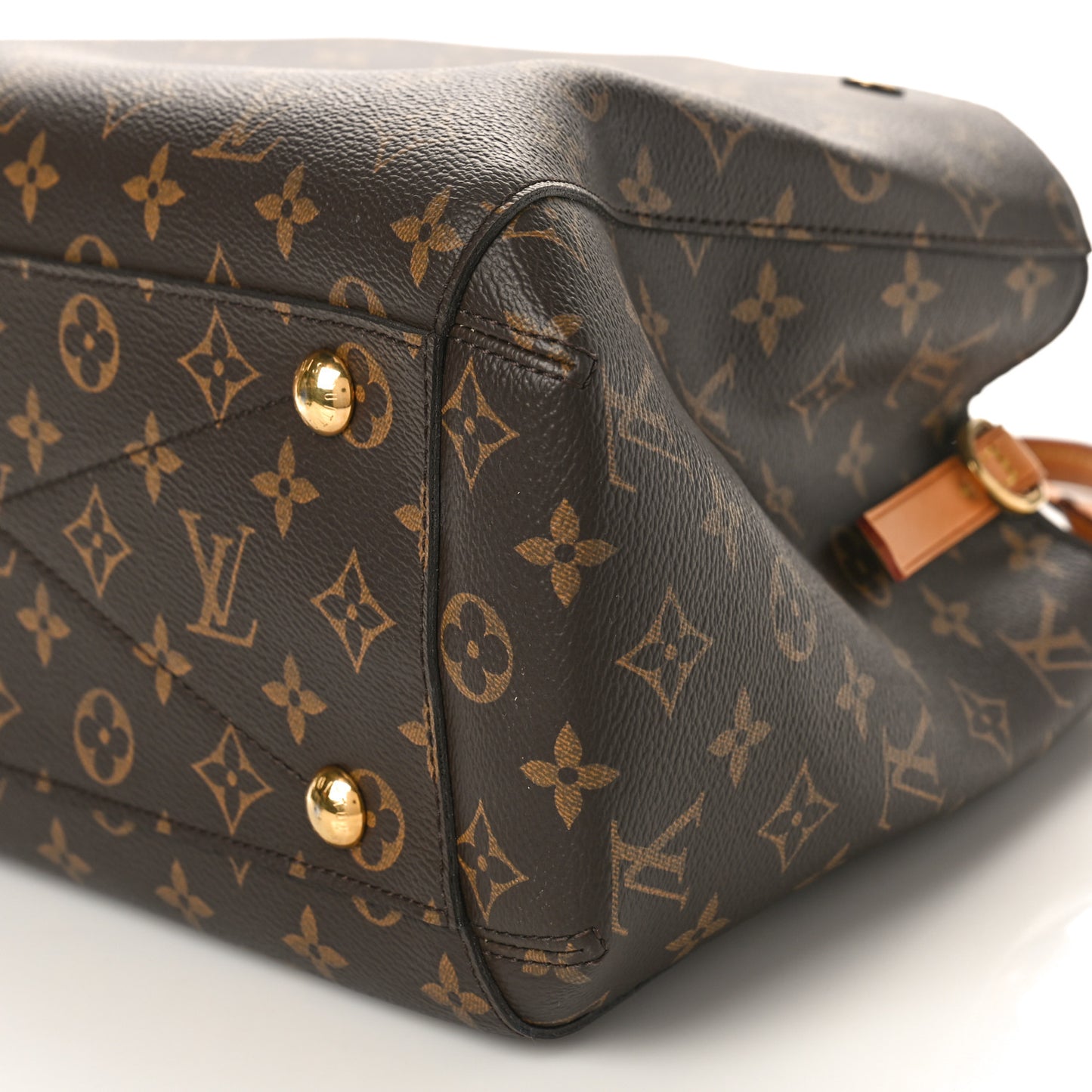 LOUIS VUITTON Monogram Montaigne MM