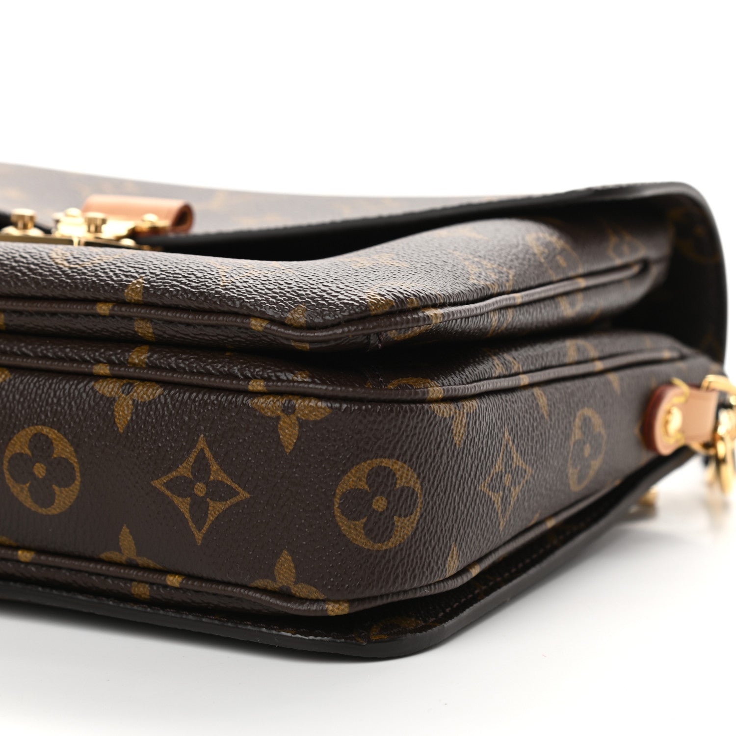Louis Vuitton Monogram Pochette Metis 9 of 9